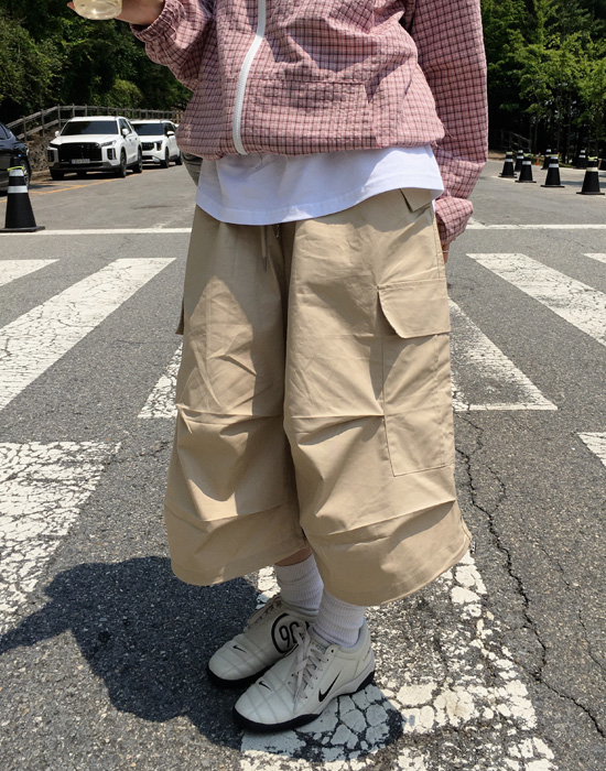 UNISEX)カーゴワイドハーフパンツ | ファッション通販サイト NUGU