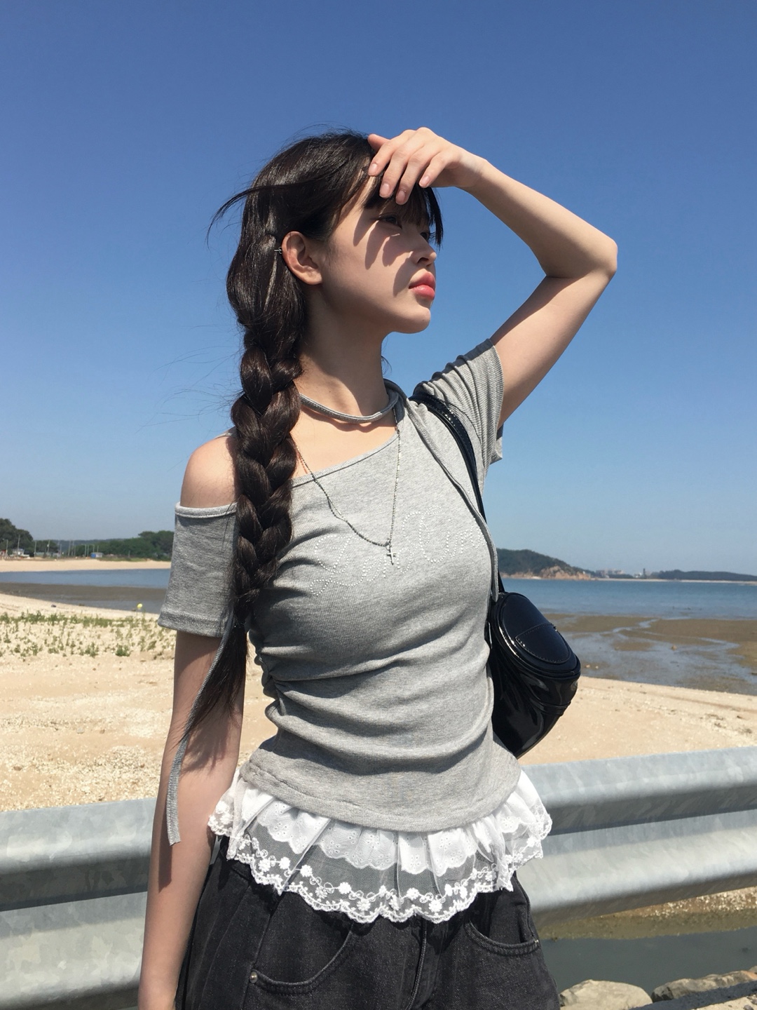 新品】blugirl レース裾 Tシャツ カットソー タグ付き ホワイト 新品】blugirl レース裾 Tシャツ カットソー タグ付き ホワイト