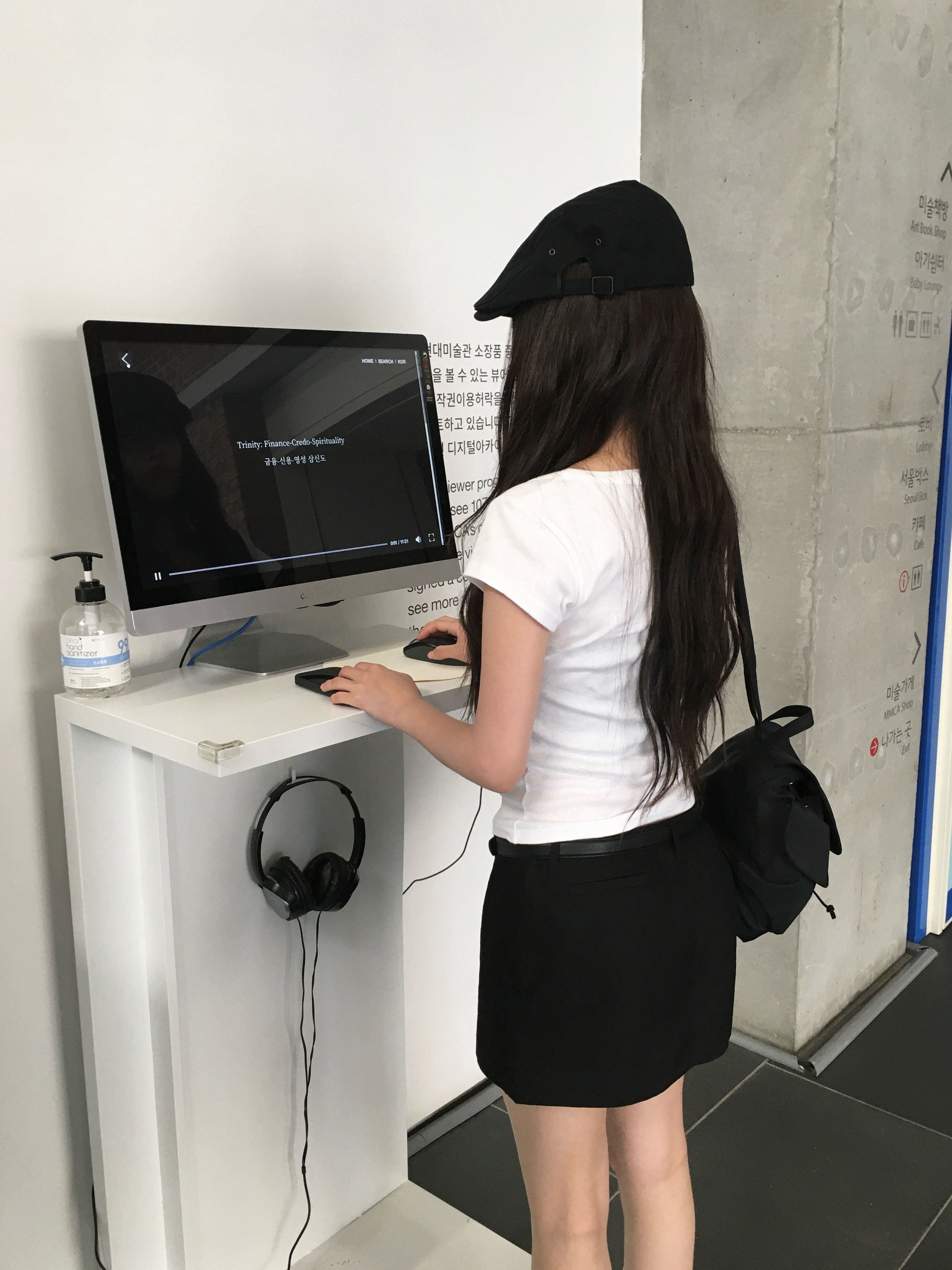 SCULPTOR ローライズミニスカート SCULPTOR（スカルプター）の「HIBISCUS LOW RISE MINI SKIRT