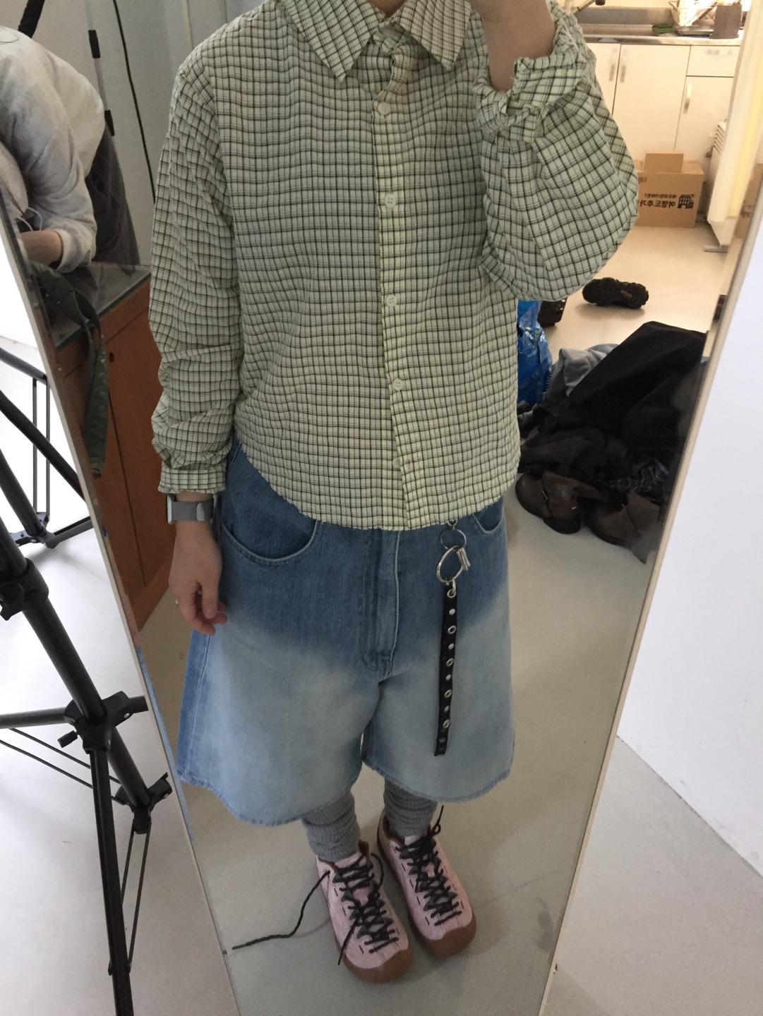 ダイヤ Jeans デニムショートパンツ26インチ　新品、未使用。タグ無し セール】デニムダメージショートパンツ（デニムパンツ）｜GORGE