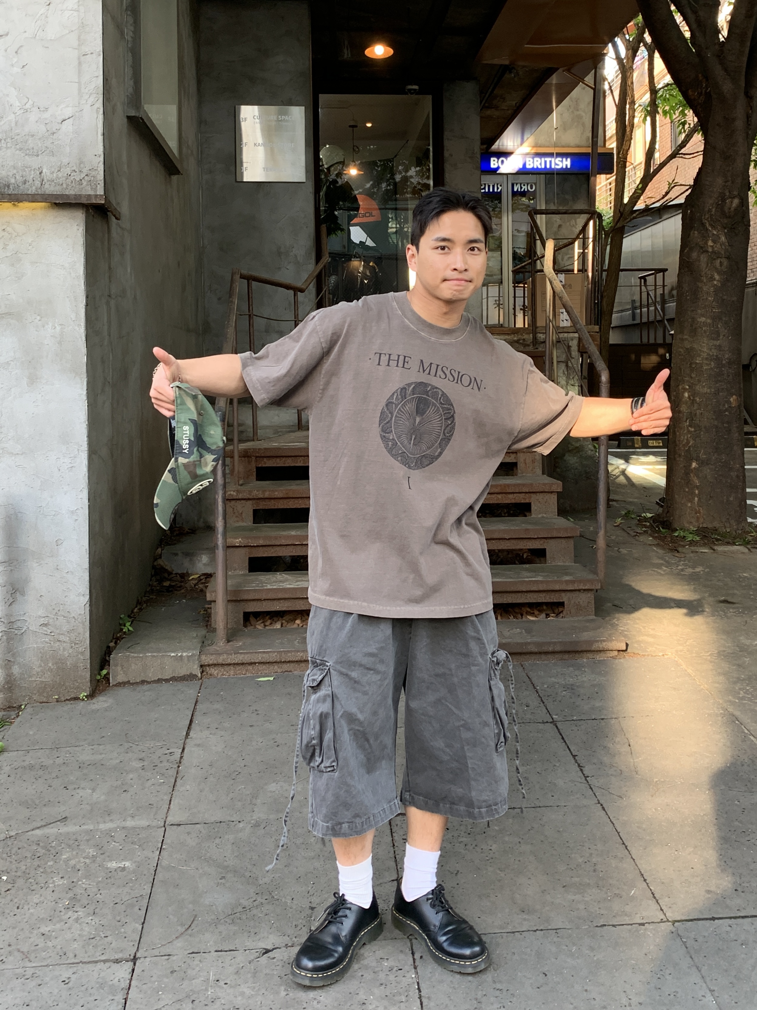 タグ付き　シュプリーム グッドイナフ ベロア　ハーフカーゴパンツ 32 中古・古着通販】SUPREME (シュプリーム) カーゴパンツ ネイビー