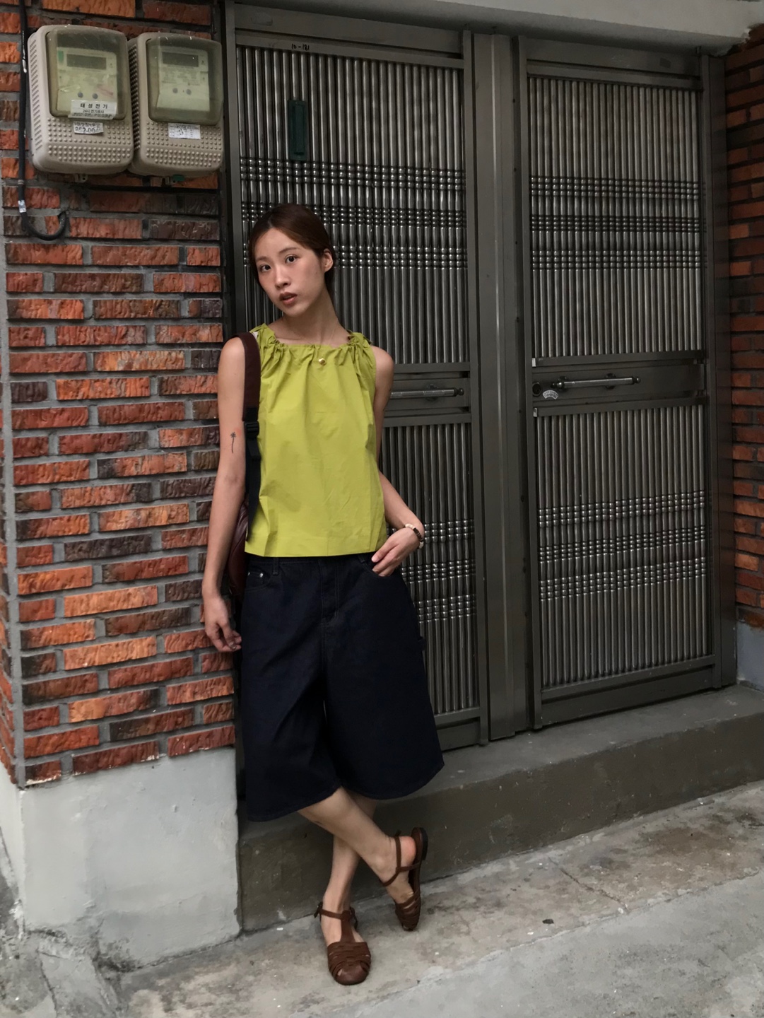 ベロアハーフパンツ2color | ファッション通販サイト NUGU