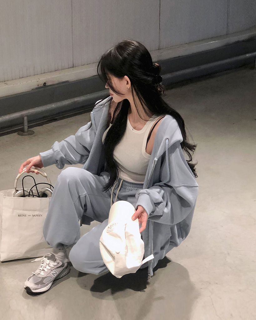 ファリファリ　ジップアップパーカー 0514105457_609dd871e69d0.jpg