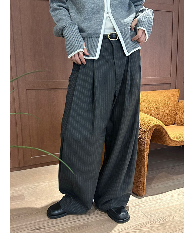 F/W] Steady stripe two tuck wide pants(2color) | ファッション通販