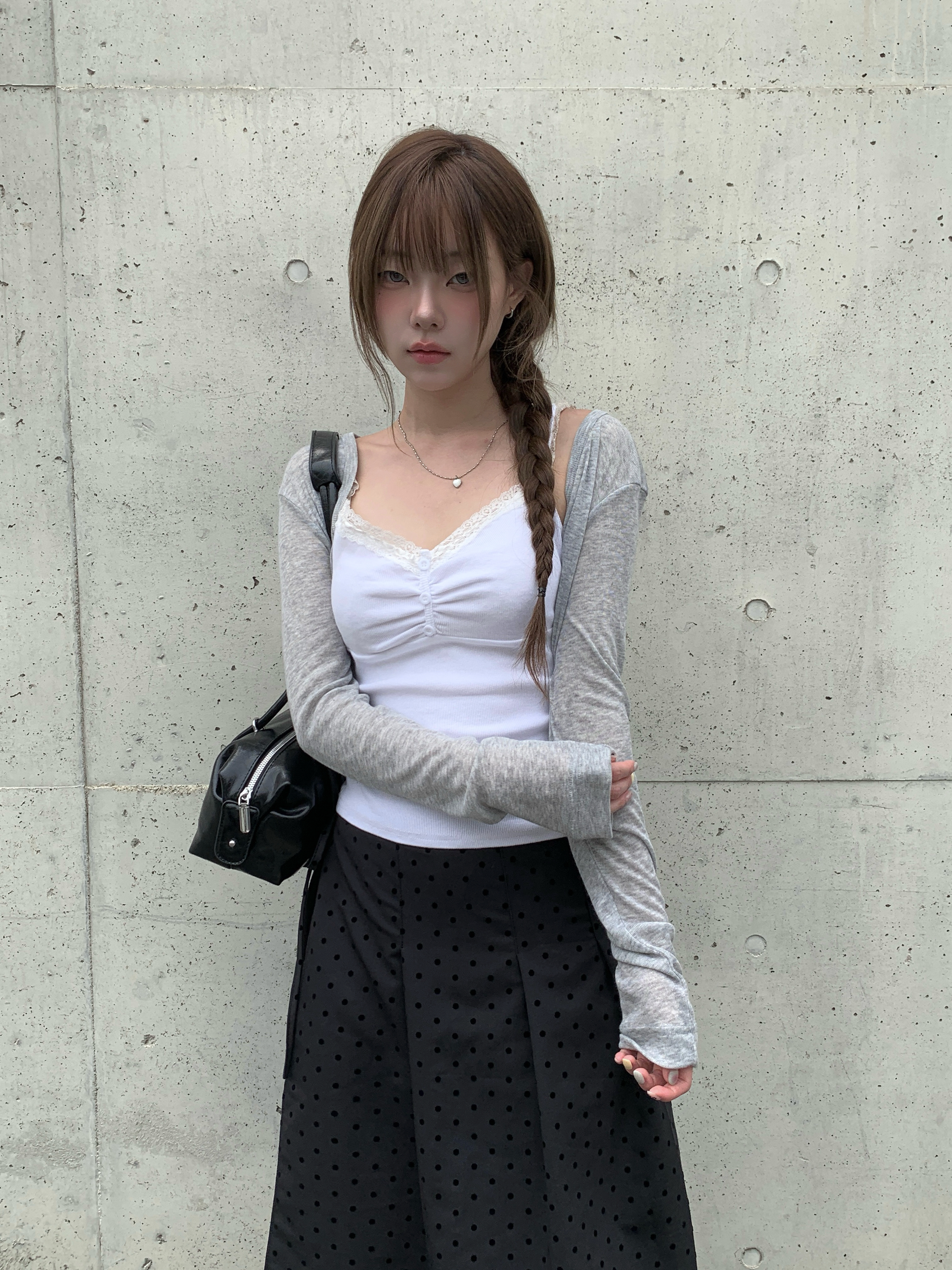 Vネック華奢フィットデイリー長袖カーディガン | ファッション通販