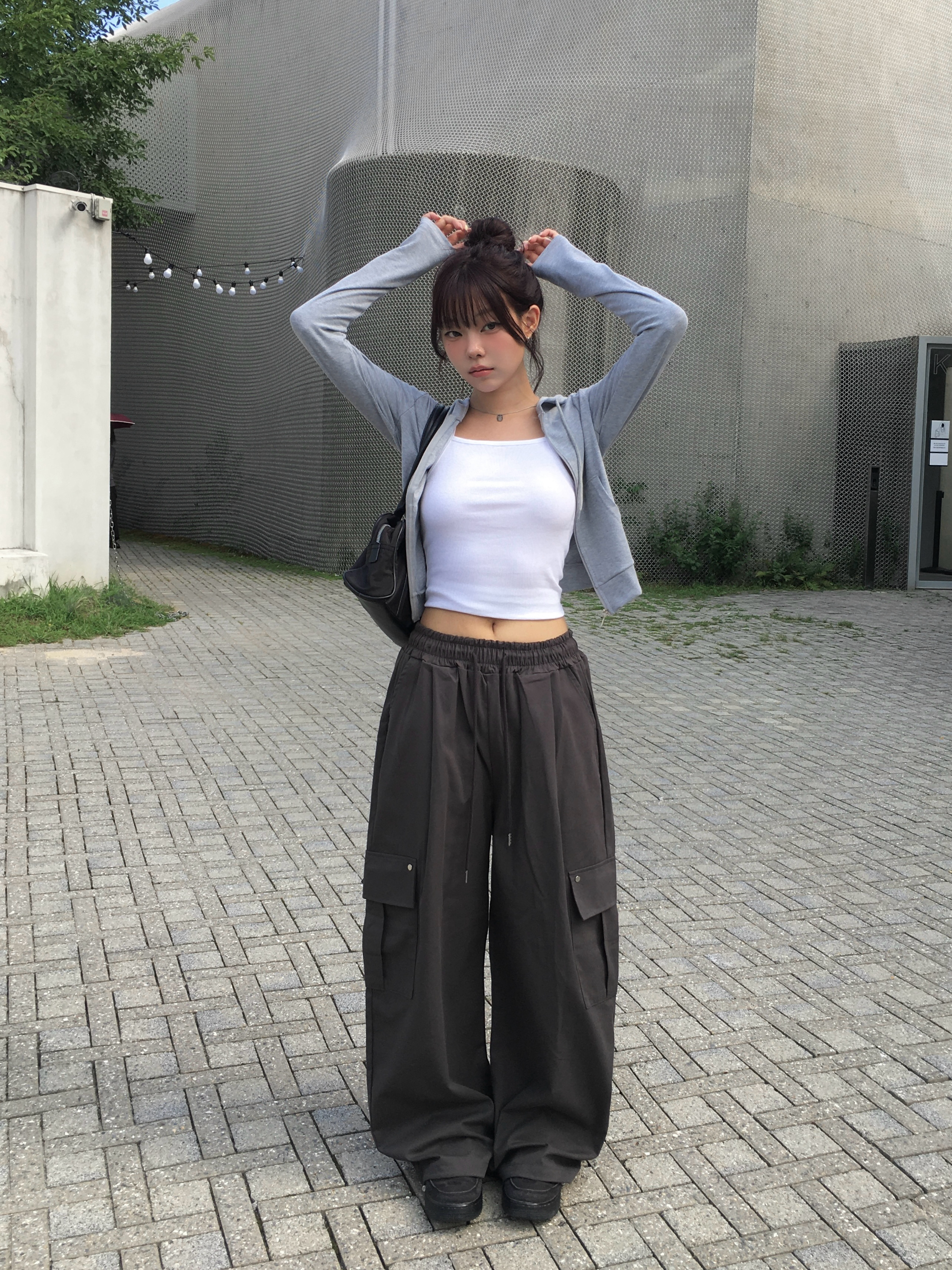 裾2WAYカーゴウエストタックワイドパンツ | ファッション通販サイト NUGU