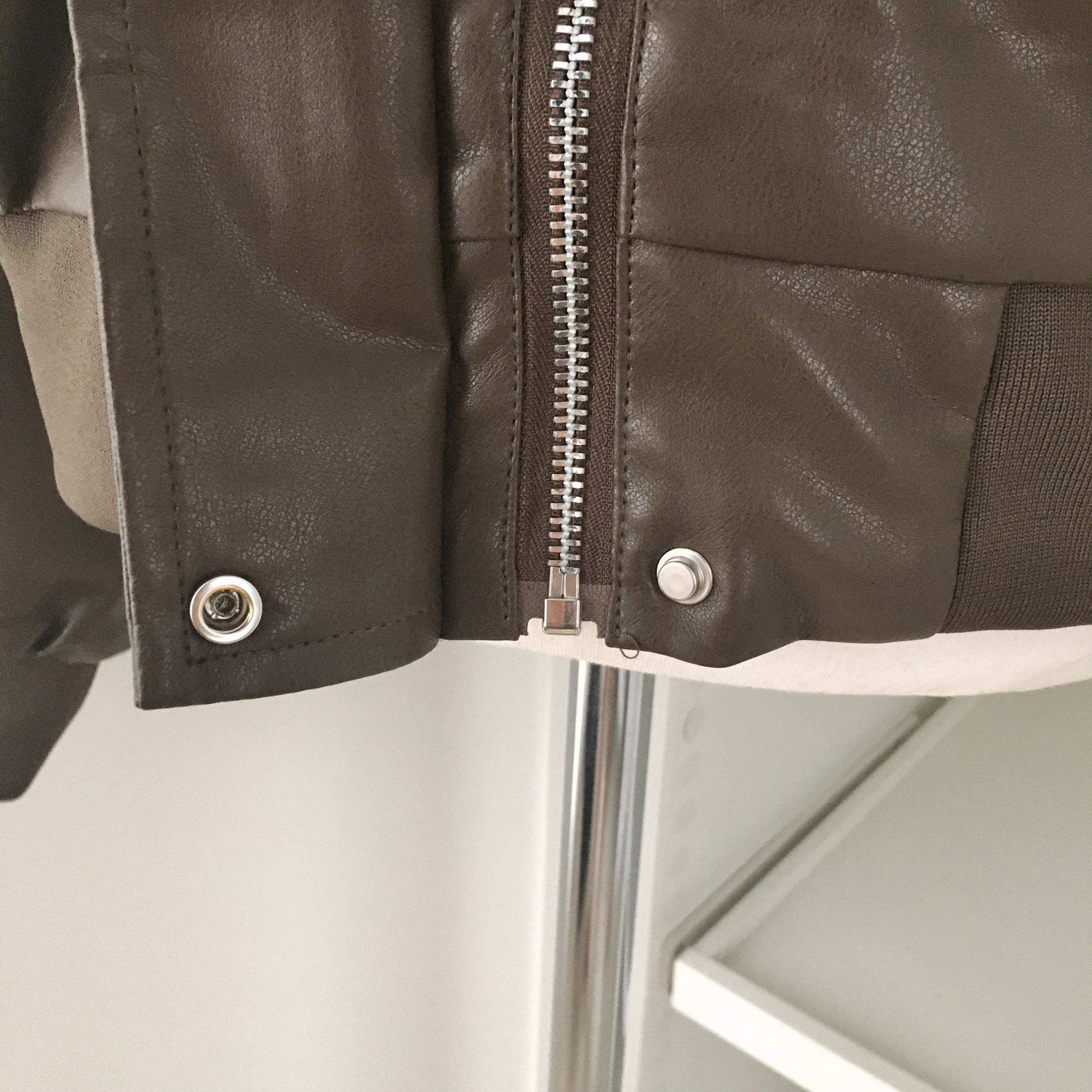 フード付きレザージャケット | ファッション通販サイト NUGU