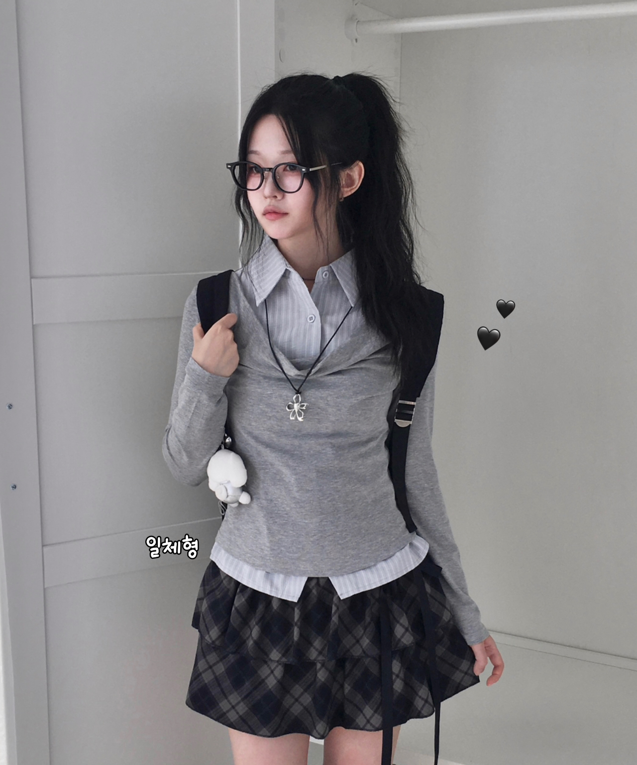 一体型]ストライプシャツレイヤードドレープ長袖Tシャツ