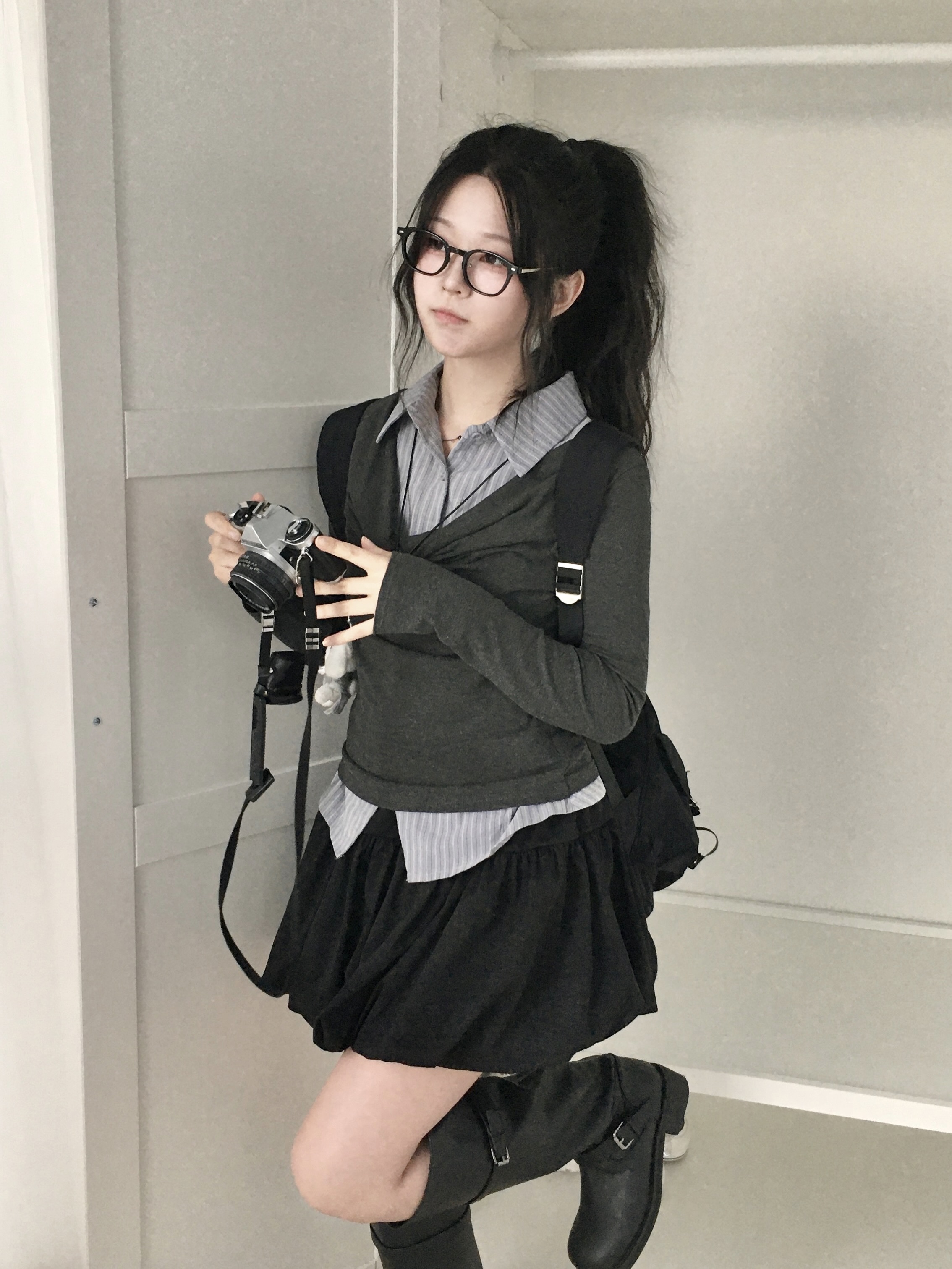 一体型]ストライプシャツレイヤードドレープ長袖Tシャツ