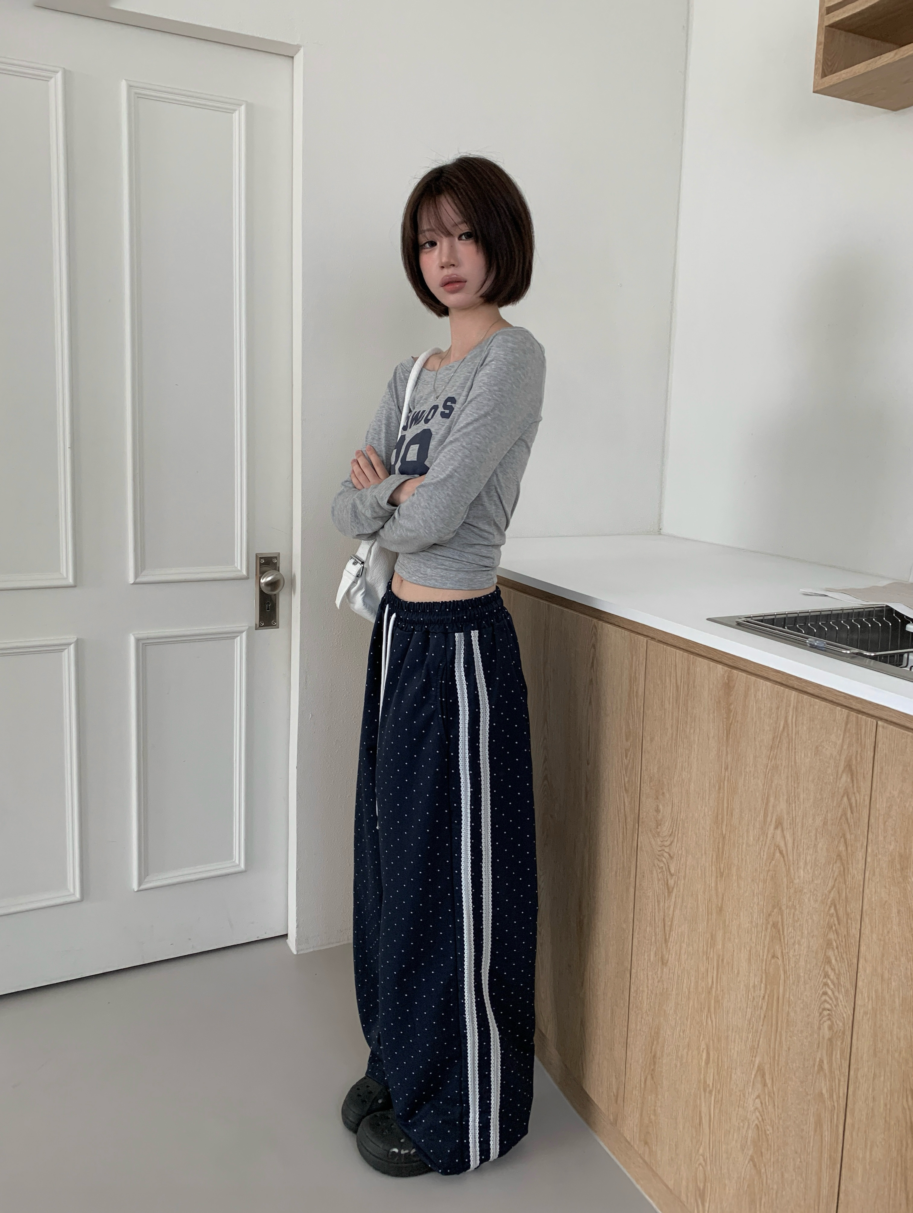 【希少】 オリジナル ドット ワイド トラックパンツ レースラインドット柄ワイドトラックパンツ | ファッション通販サイト NUGU