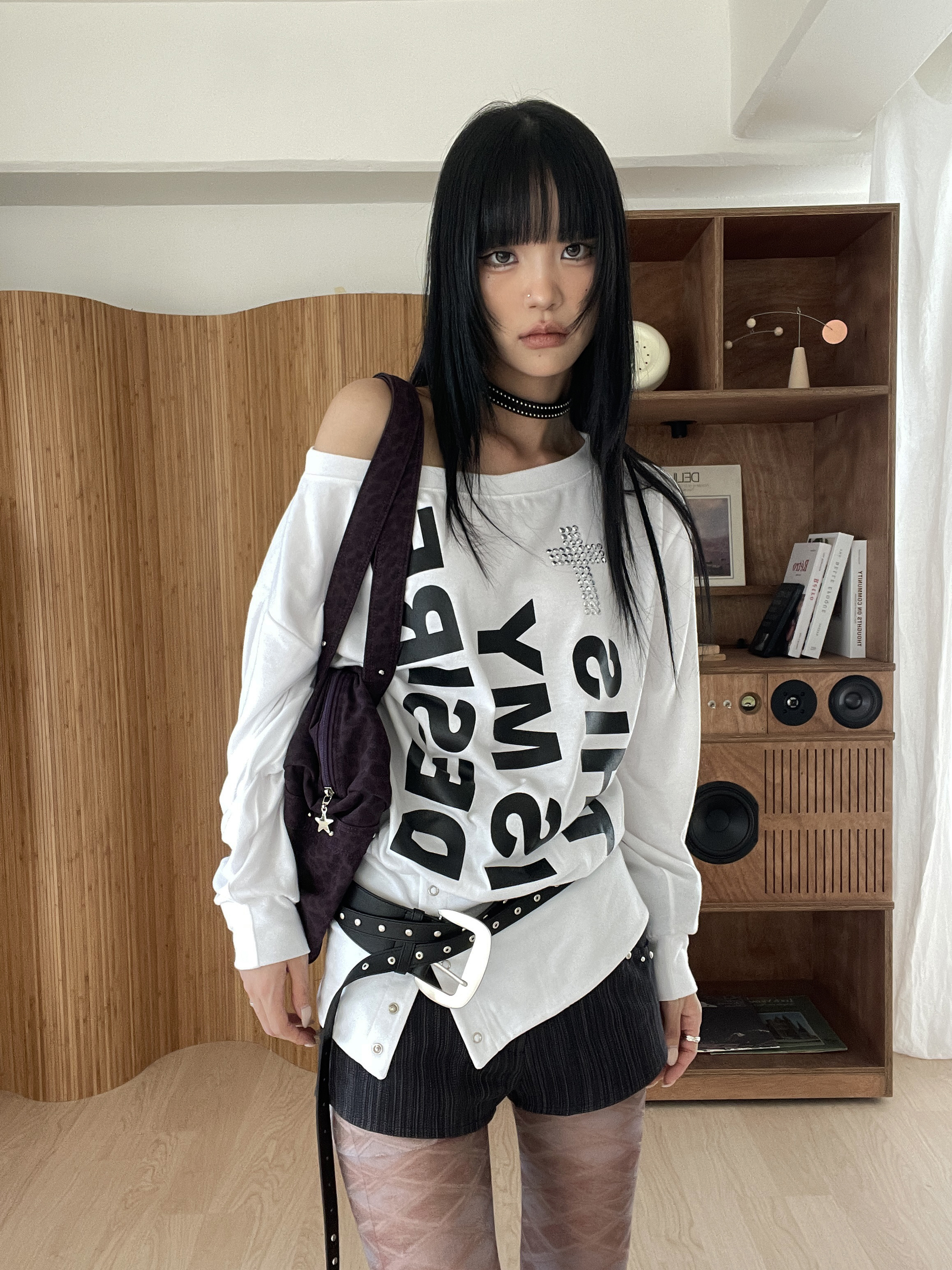 BOLD LETTERING LOOSE TOP / WHITE