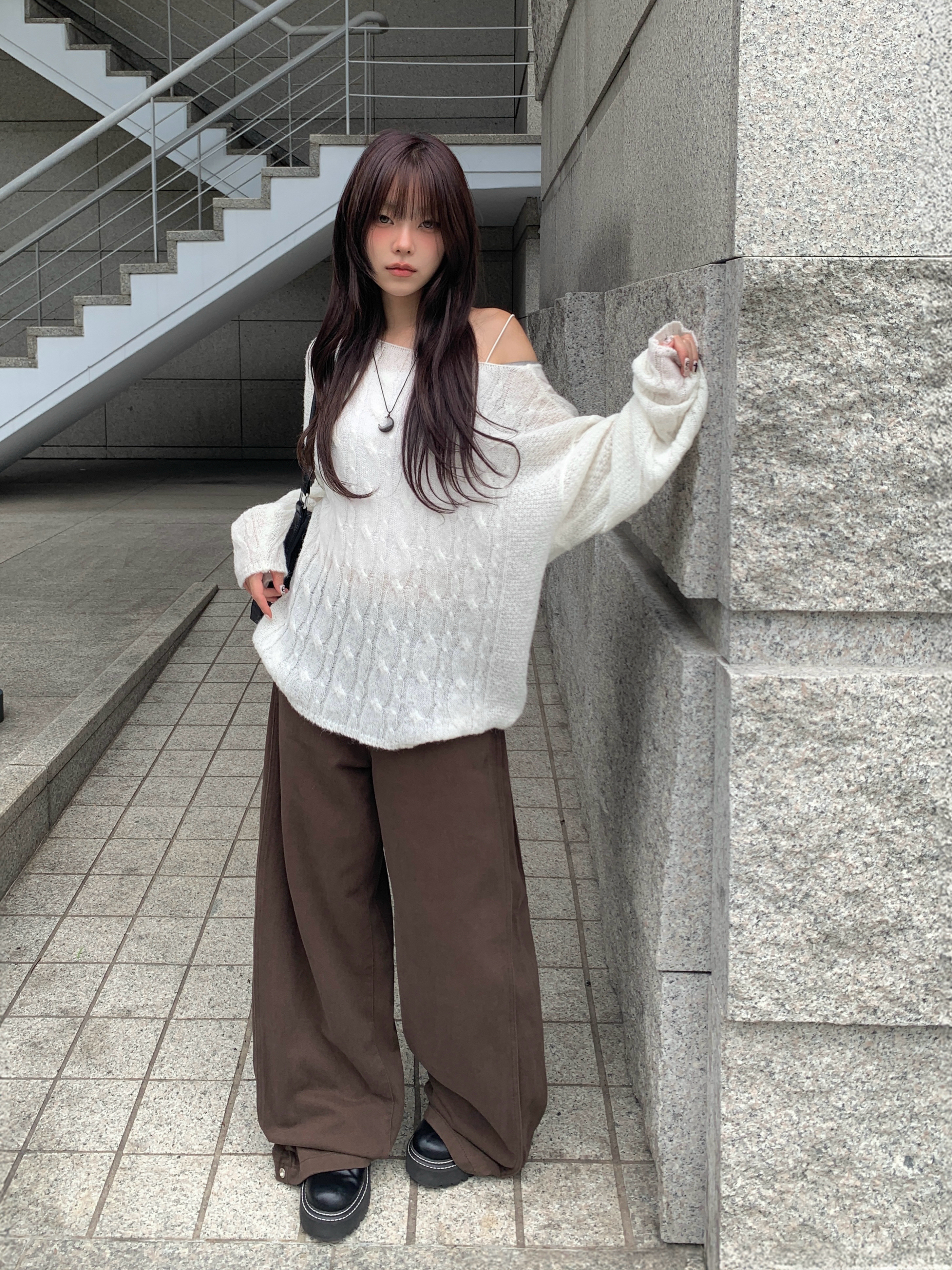 アルパカ混ボートネックケーブル編みニット | ファッション通販サイト NUGU