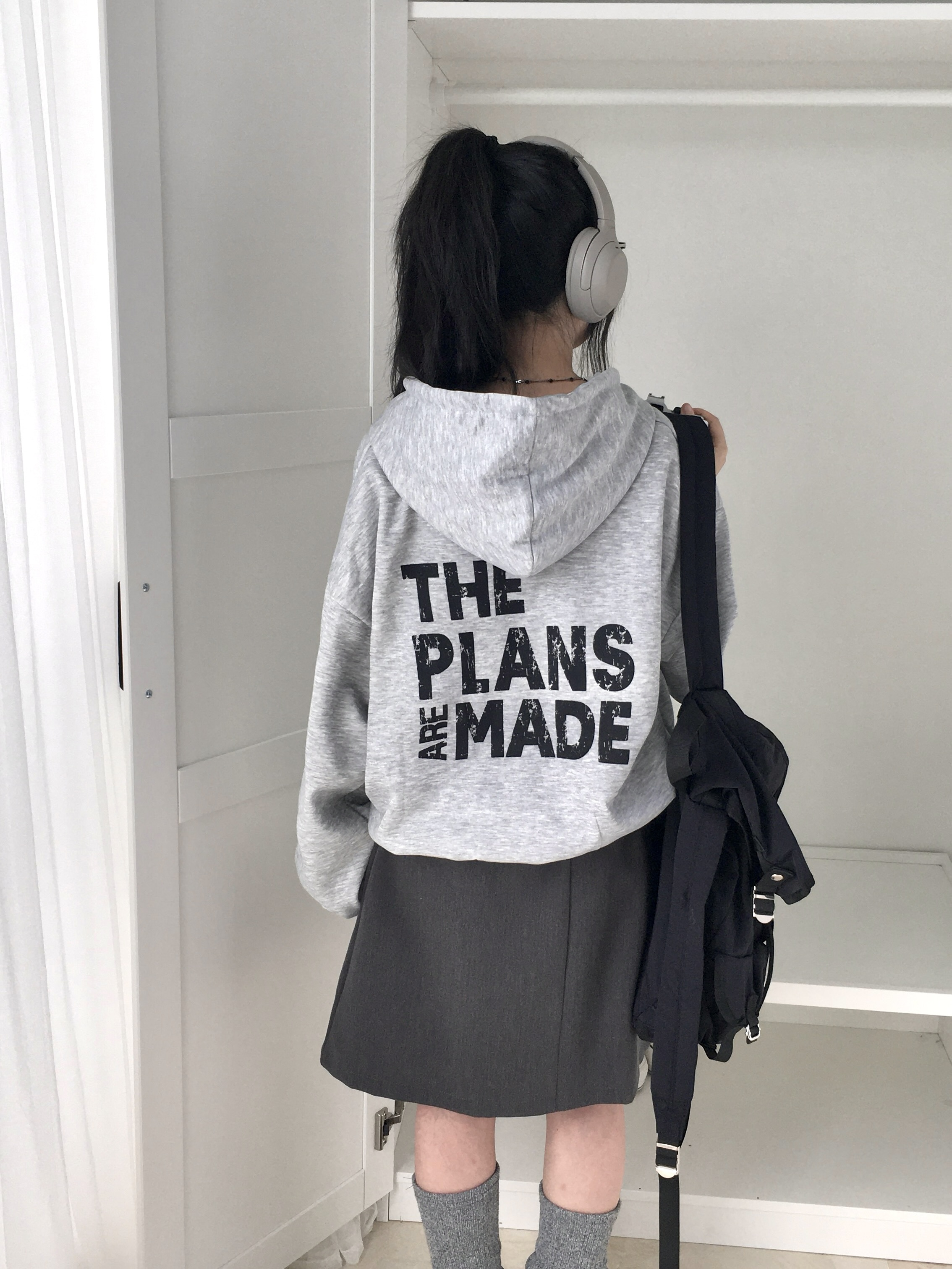 ルーズフィットクラックプリントパーカー | ファッション通販サイト NUGU