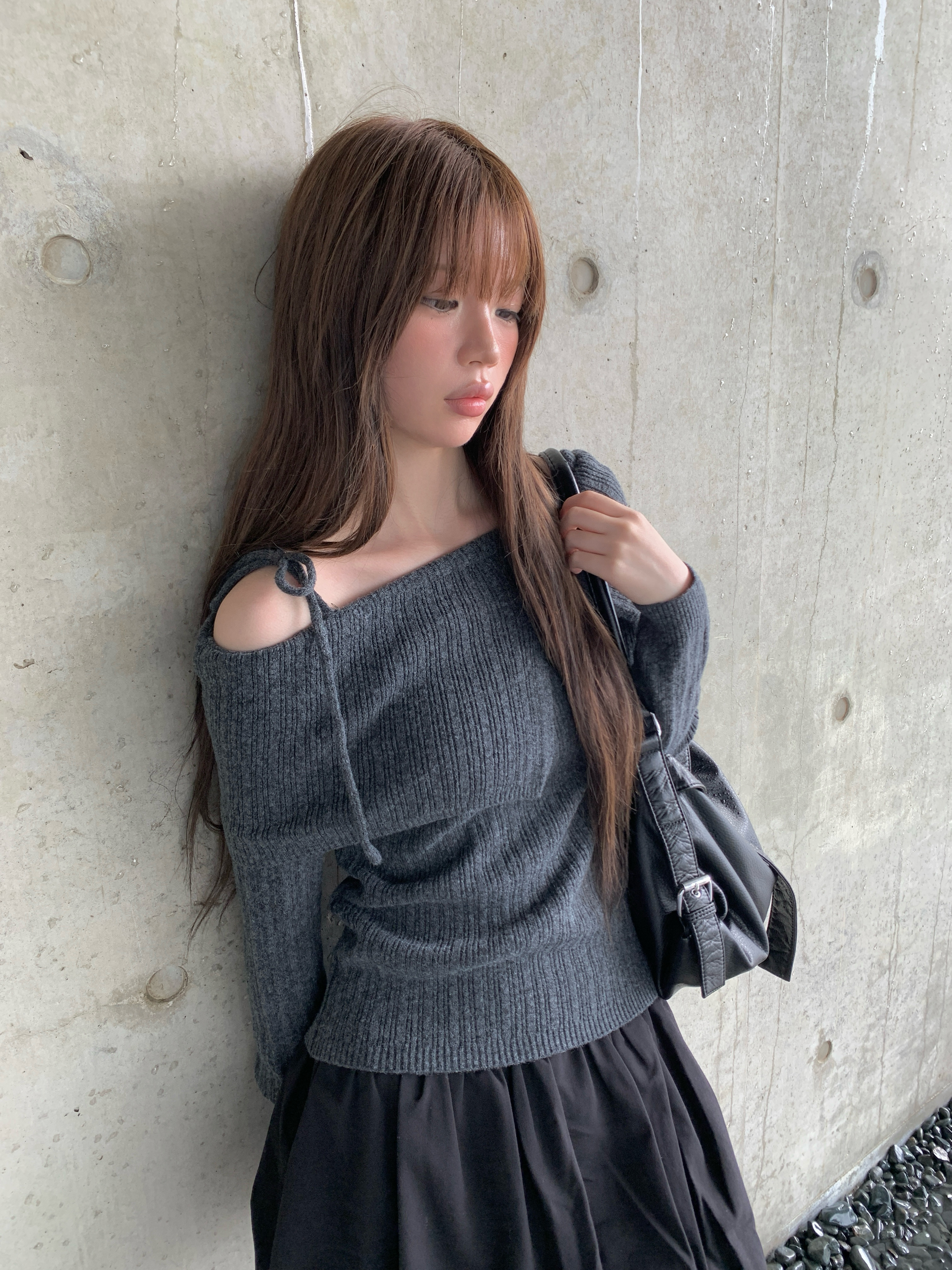 リボンワンオフショルダーリブニット | ファッション通販サイト NUGU