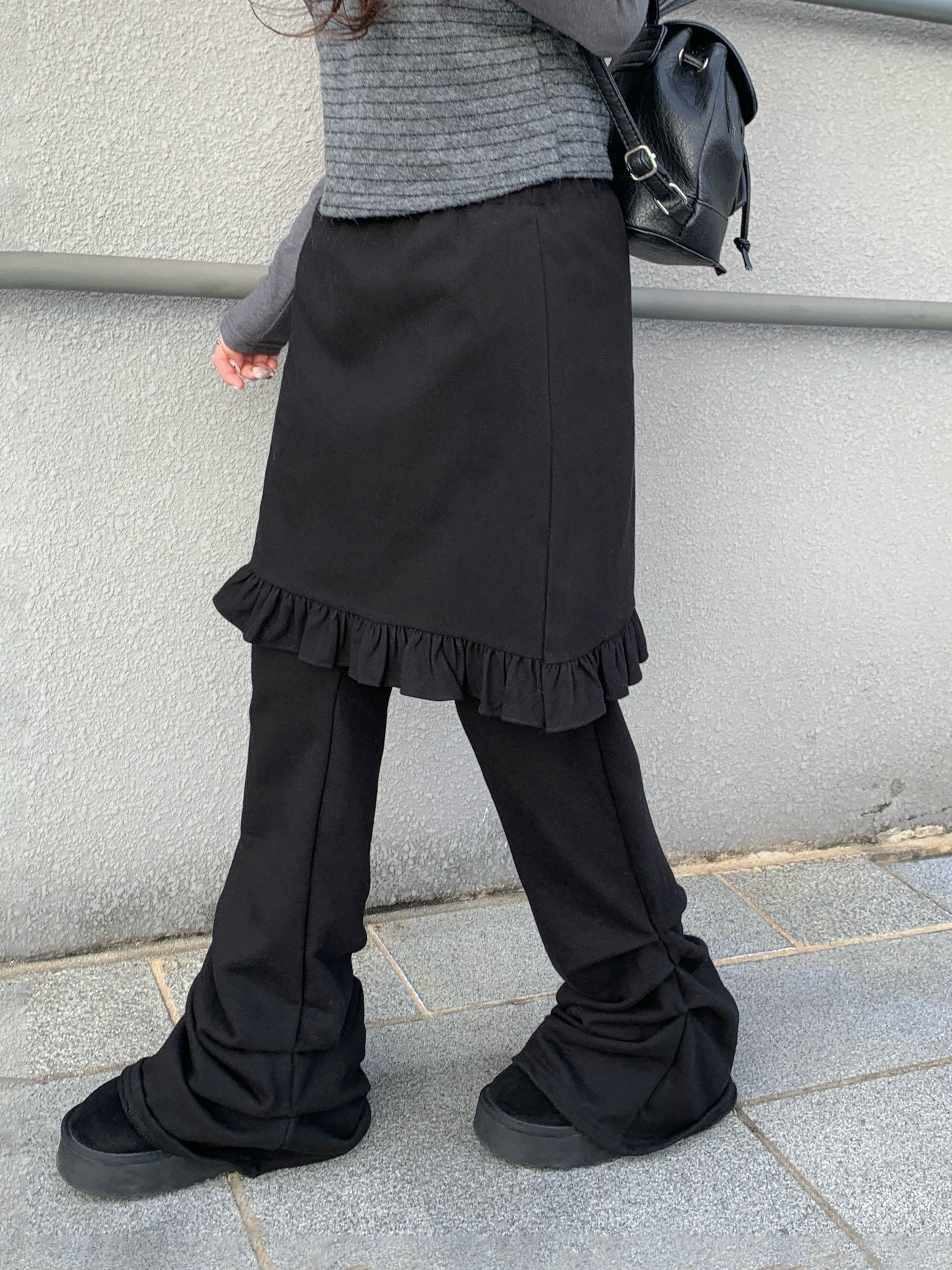 裾フリルウエストゴムミディスカート