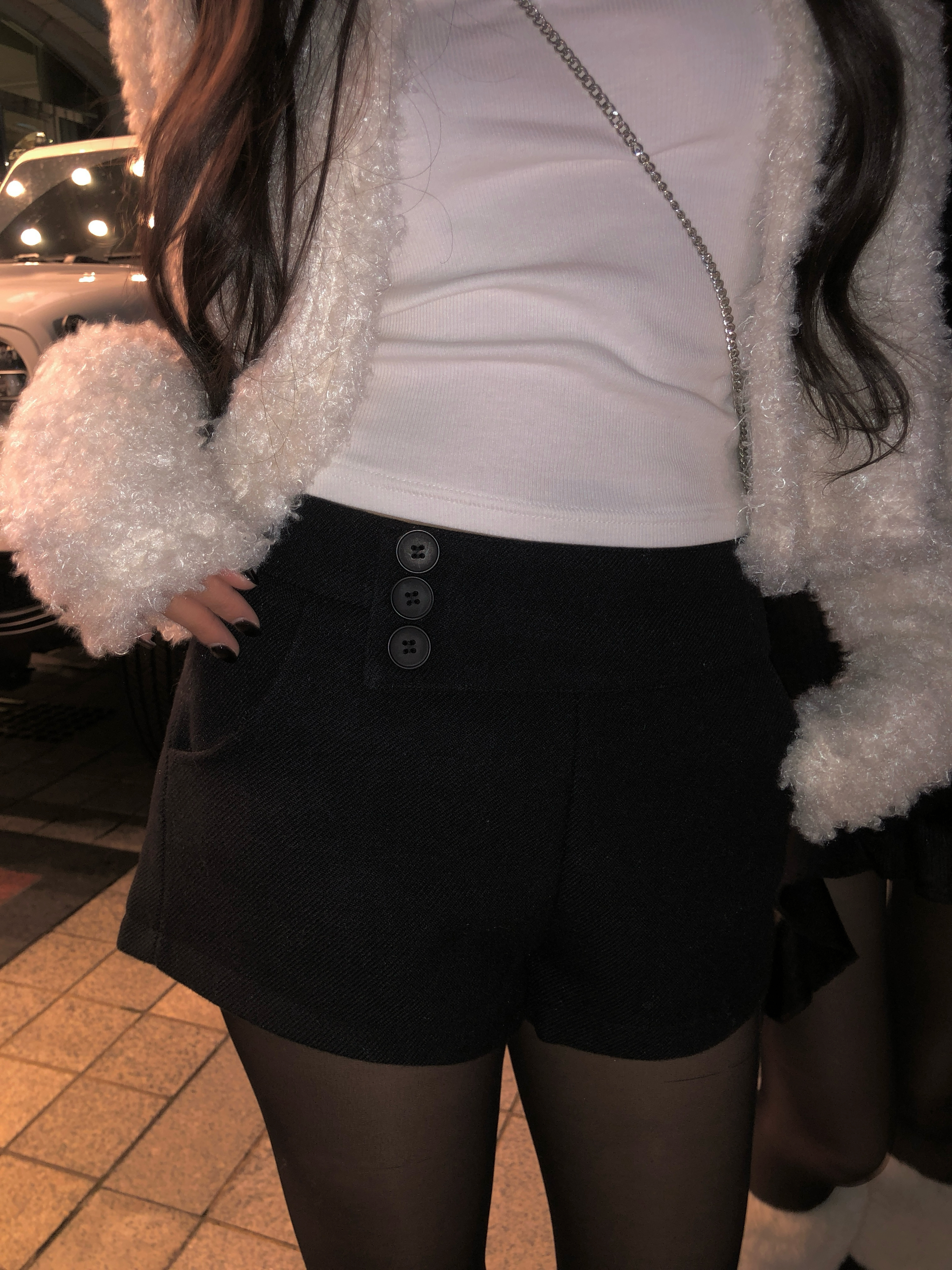 ウール混三つボタンショートパンツ