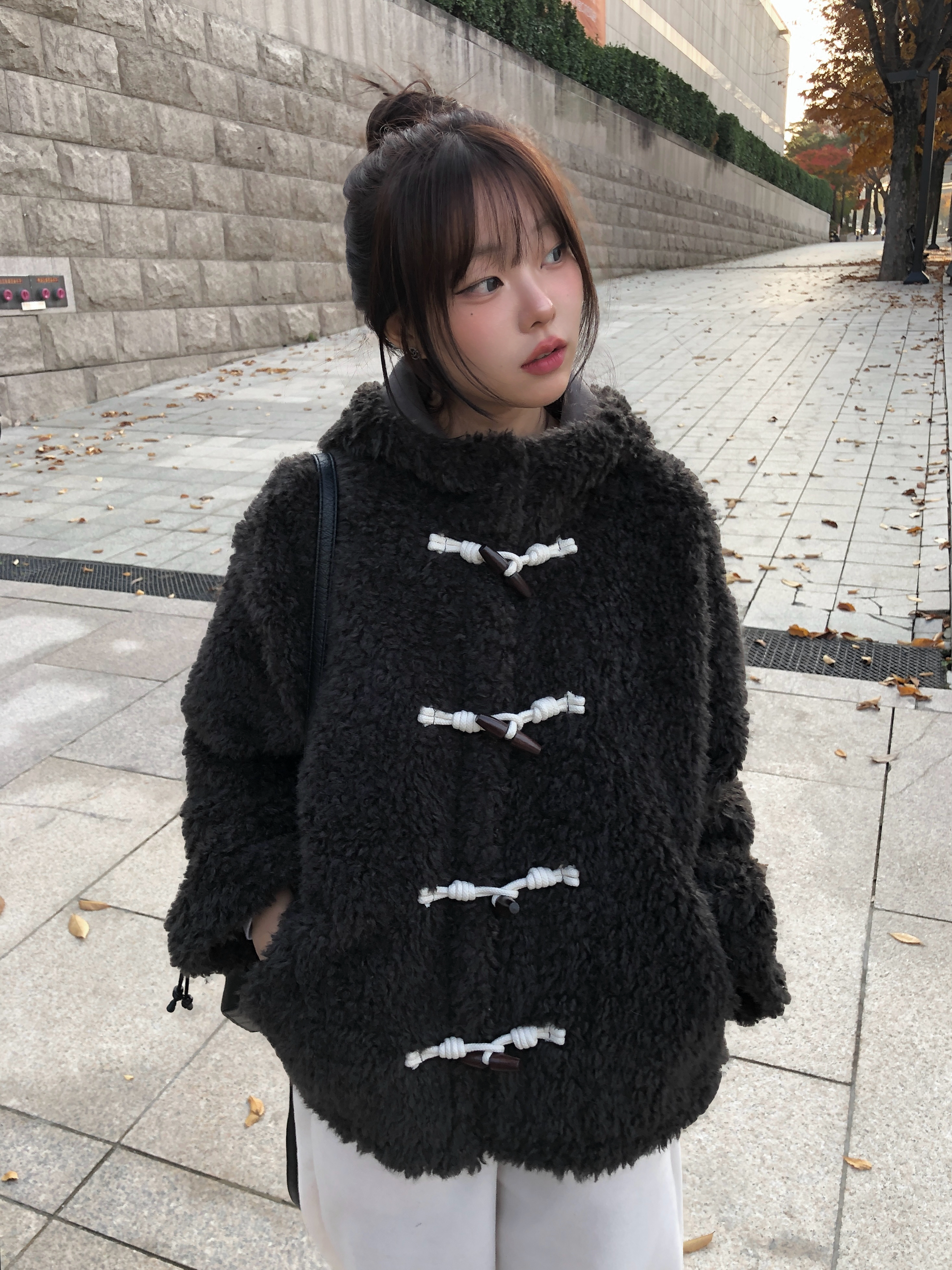 フェイクファーダッフルボタンフードジャケット