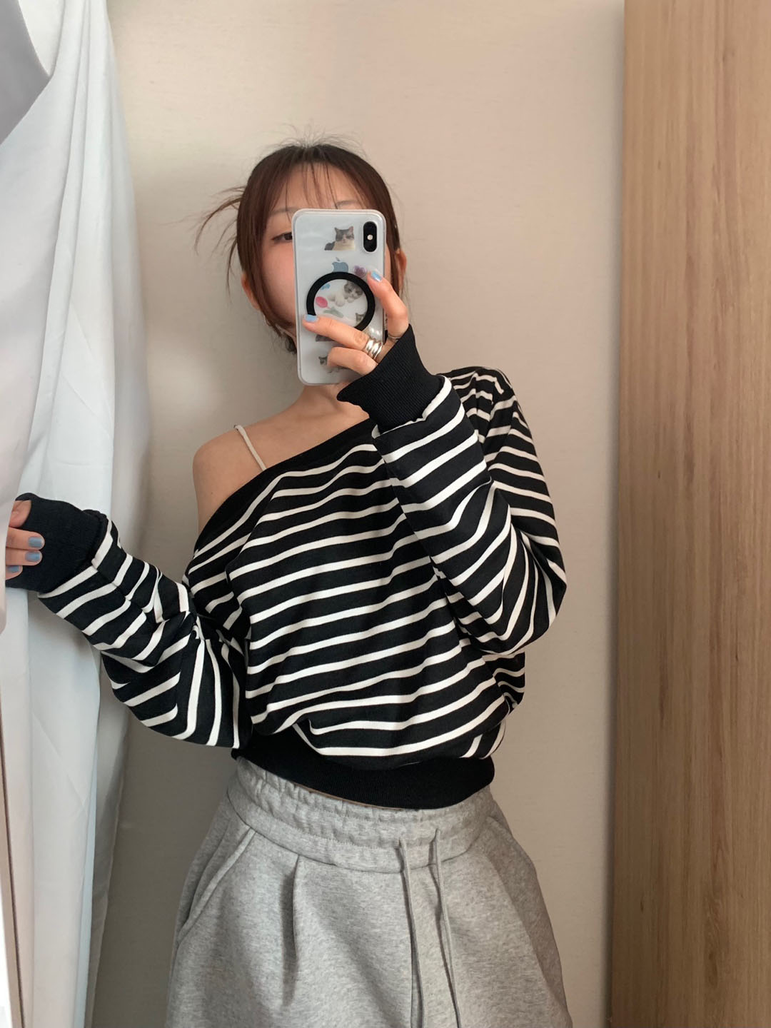 ボーダー柄 オフショル スウェット