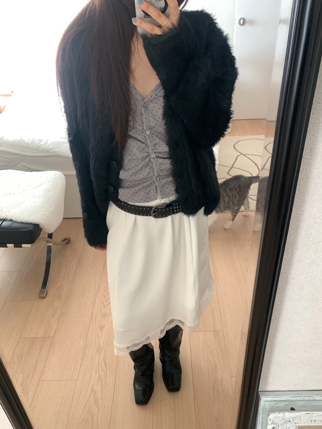 フロントボタンボアカーディガン