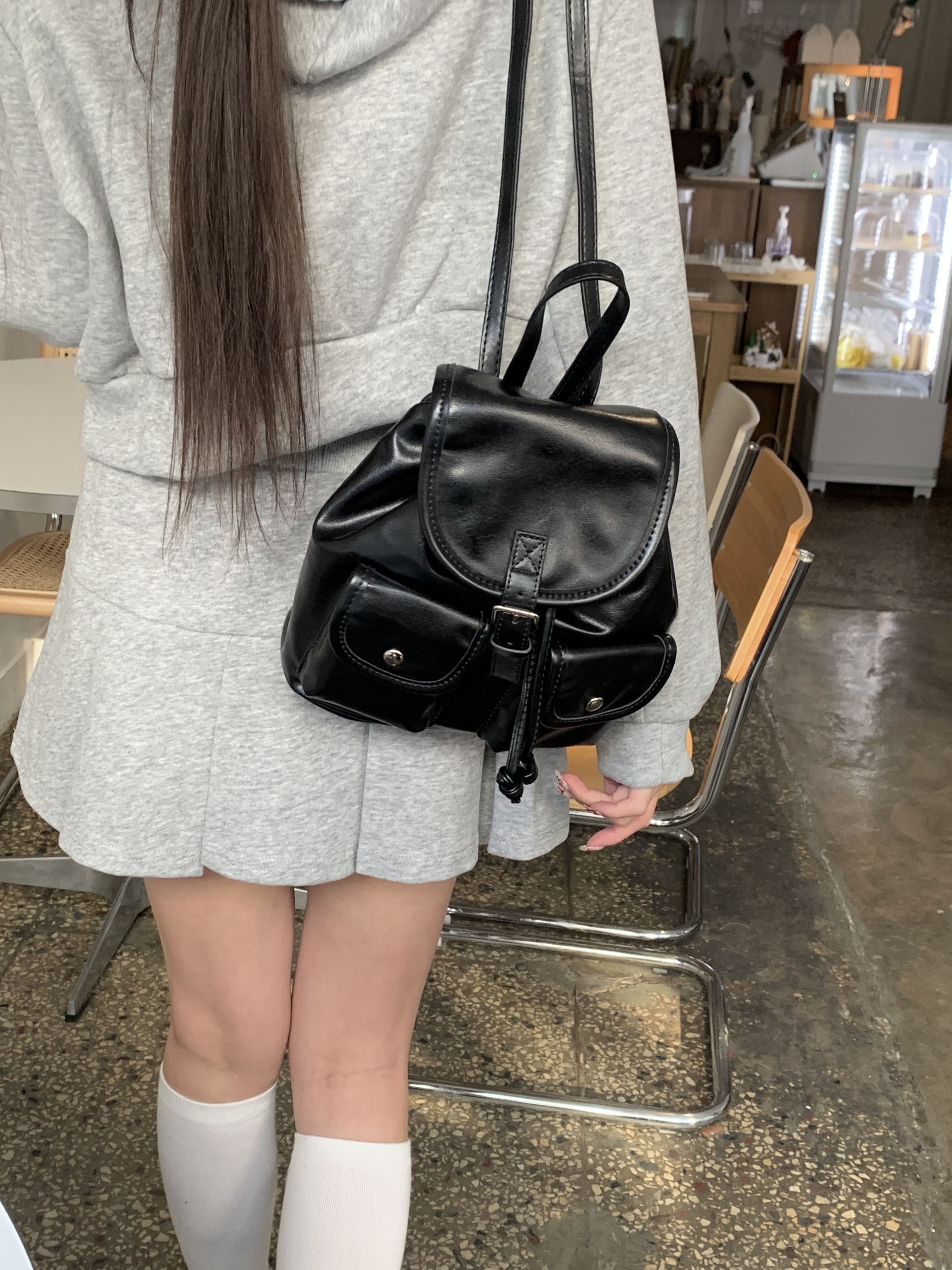 バックルフェイクレザーミニリュック