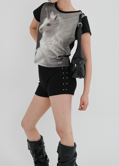 ラウンドネックTシャツ