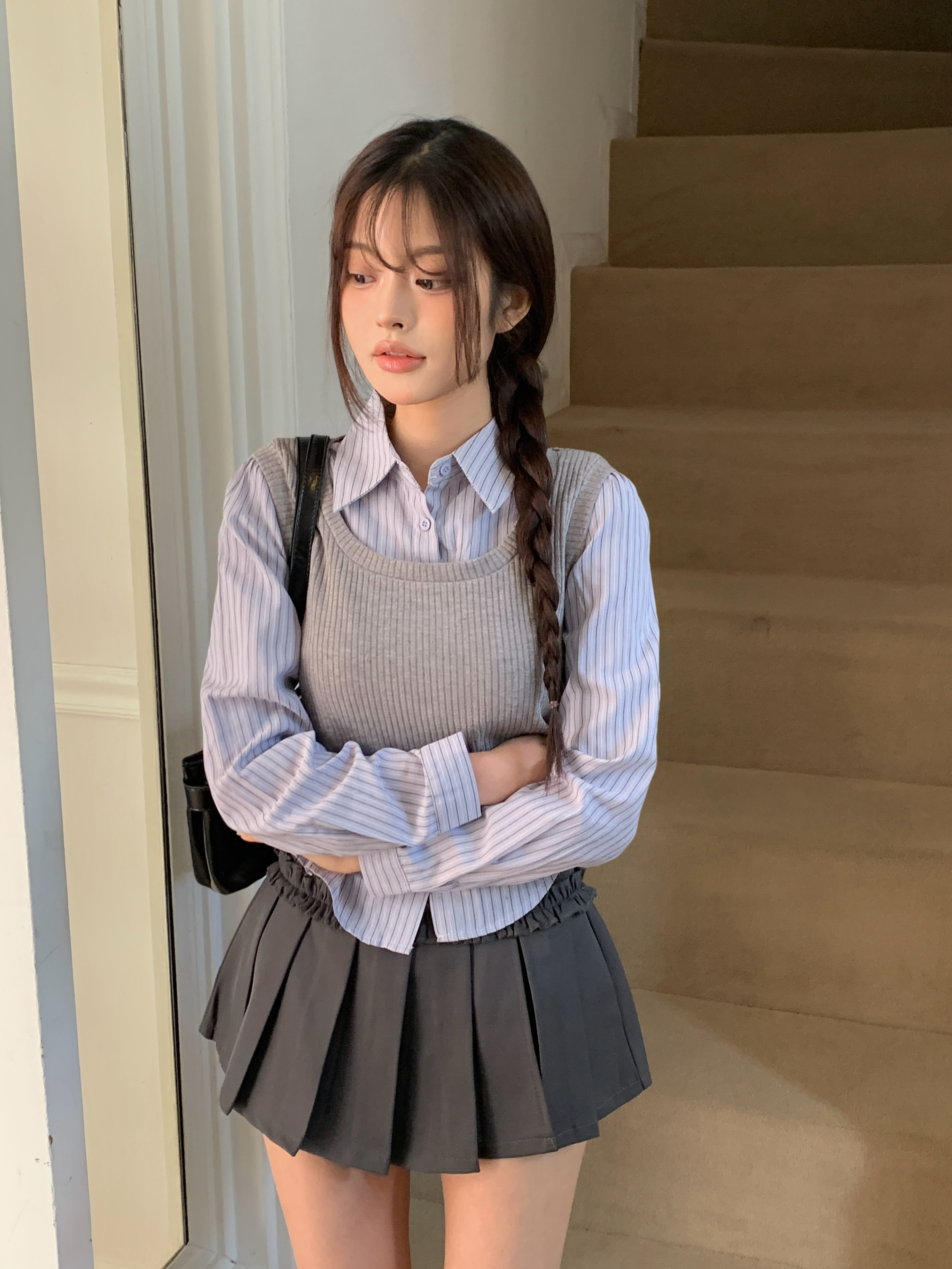 一体型ドッキング配色ビスチェストライプシャツ