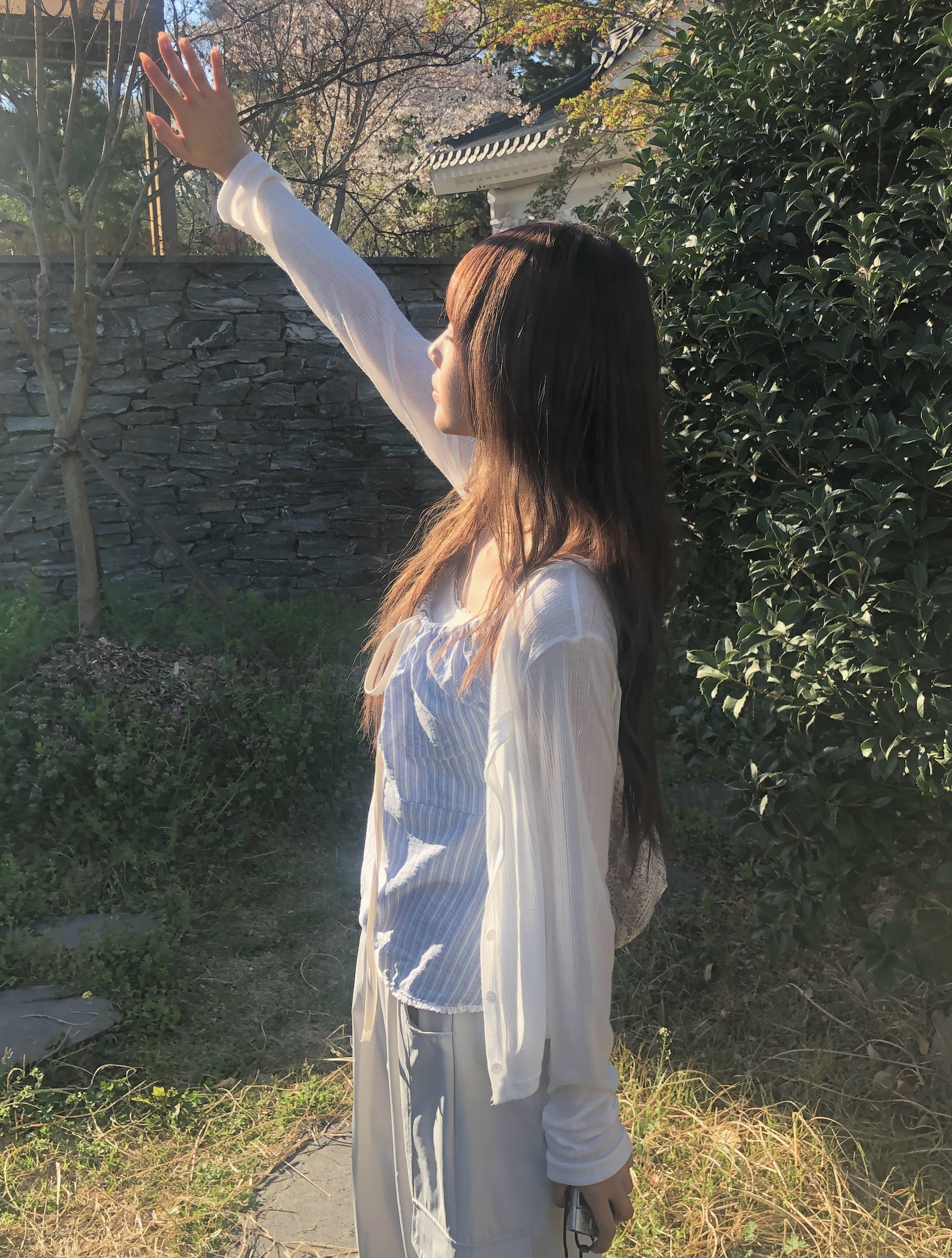 ラウンドネックスリムシアーリブカーディガン