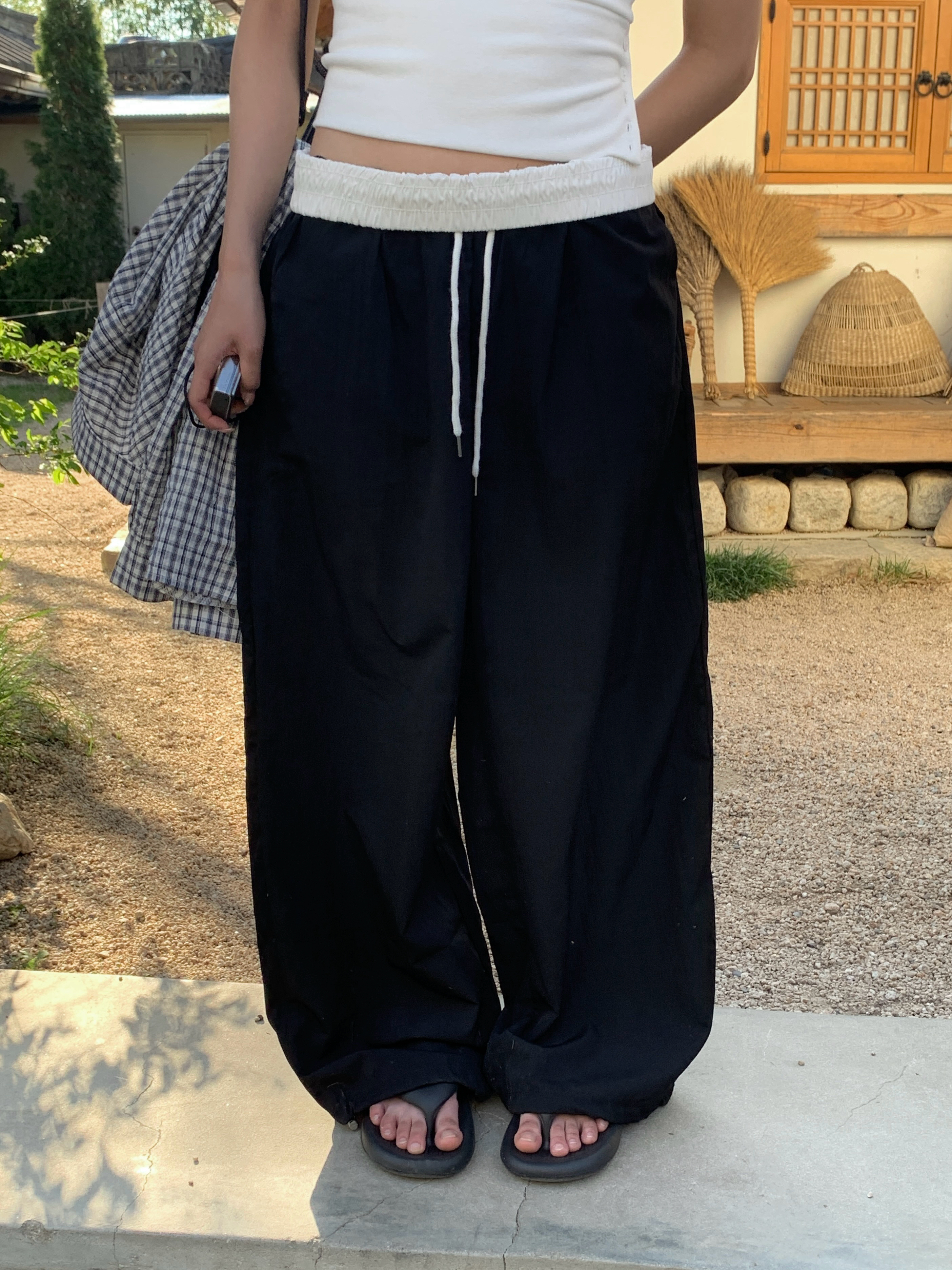 ウエスト配色ナイロン混ワイドストレートパンツ