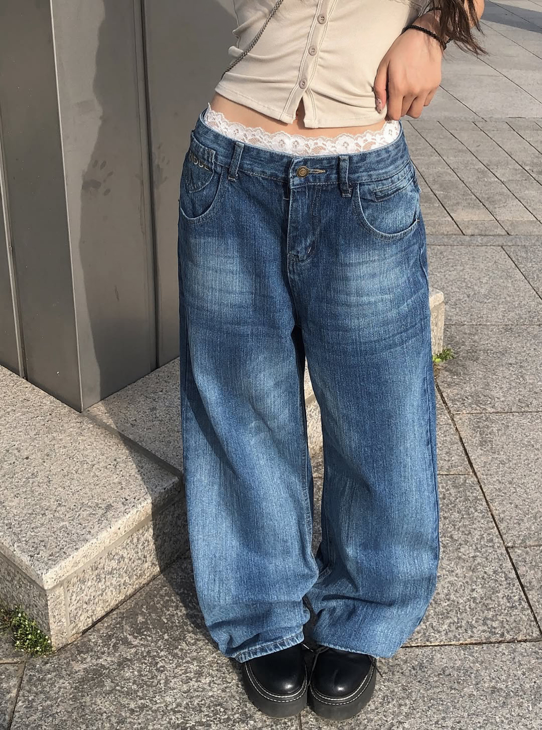バッククロスベルトウォッシングワイドデニムパンツ