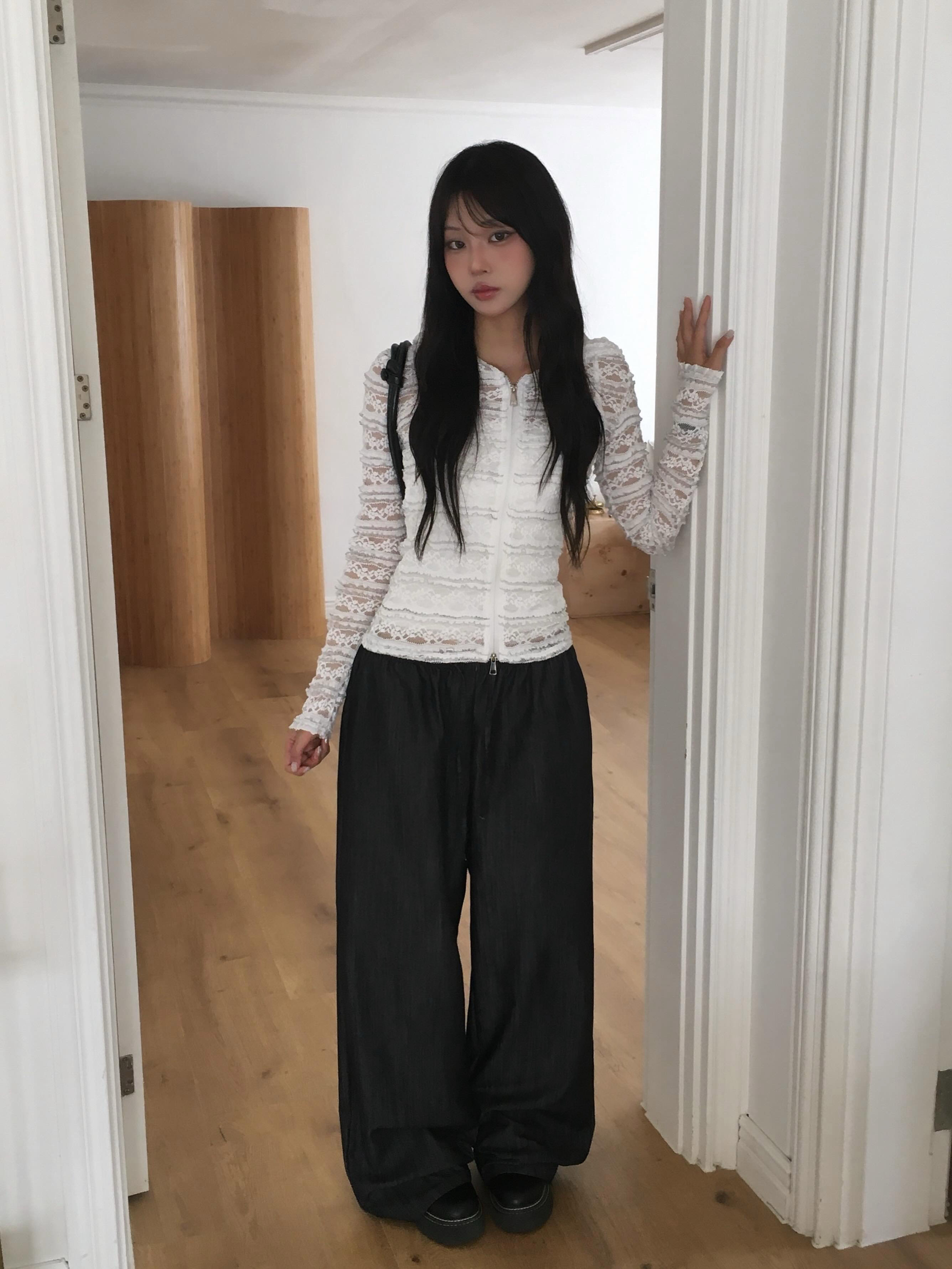 ノンフェイドウエストゴムワイド生デニムパンツ
