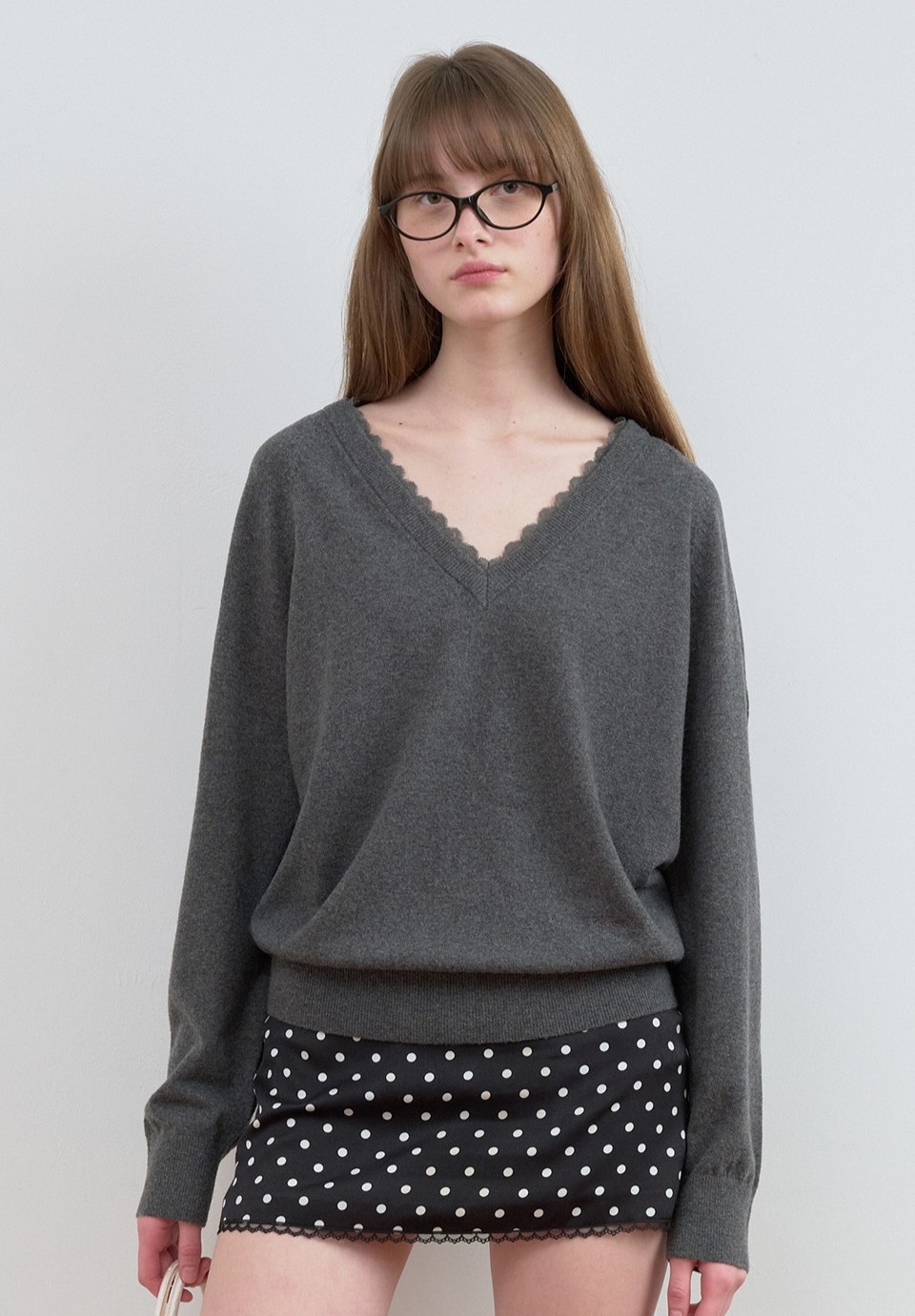 LACE V NECK KNIT CHARCOAL