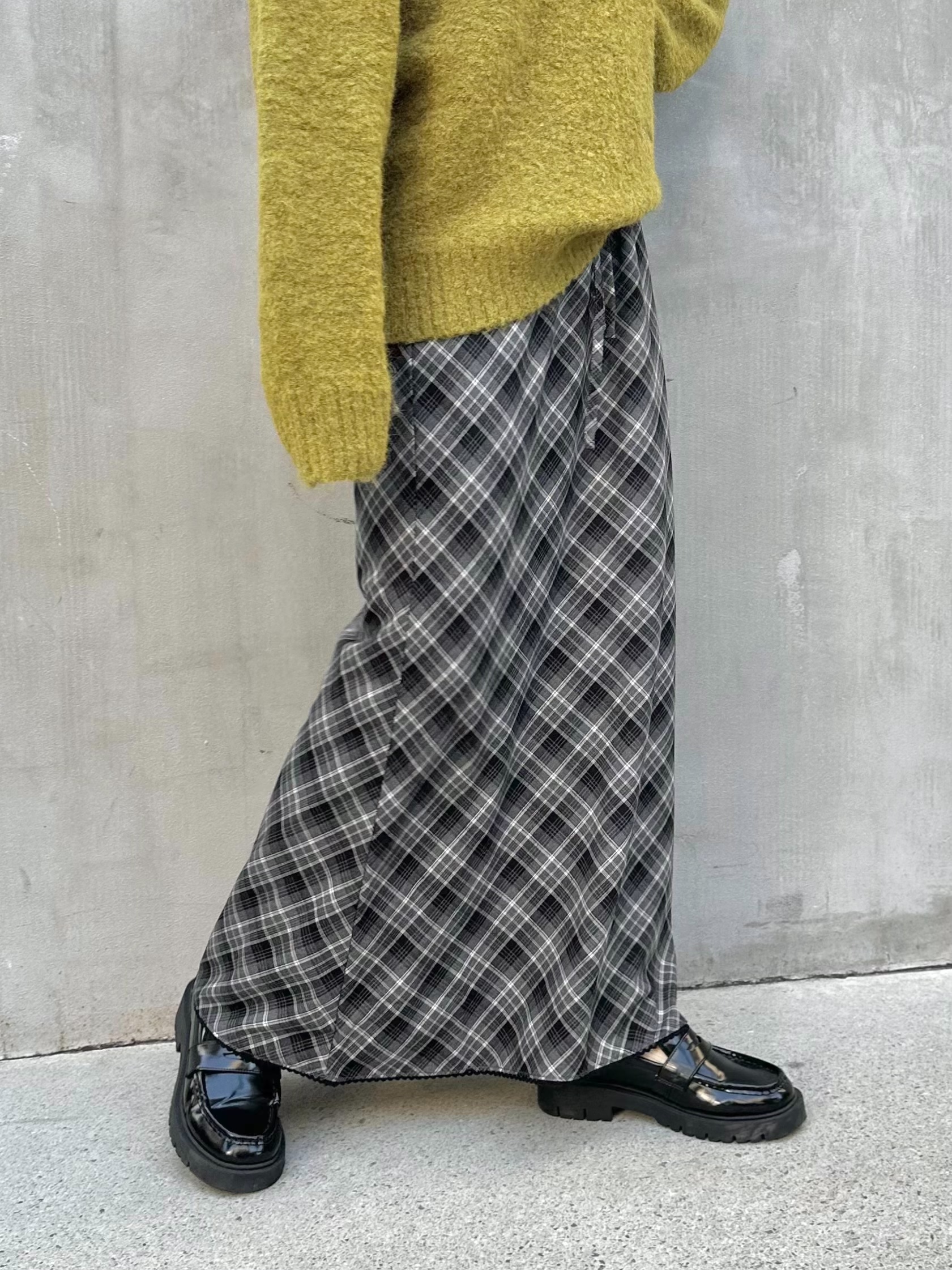 [NAMI x rolarola] CHECK SLIM LONG SKIRT GRAY