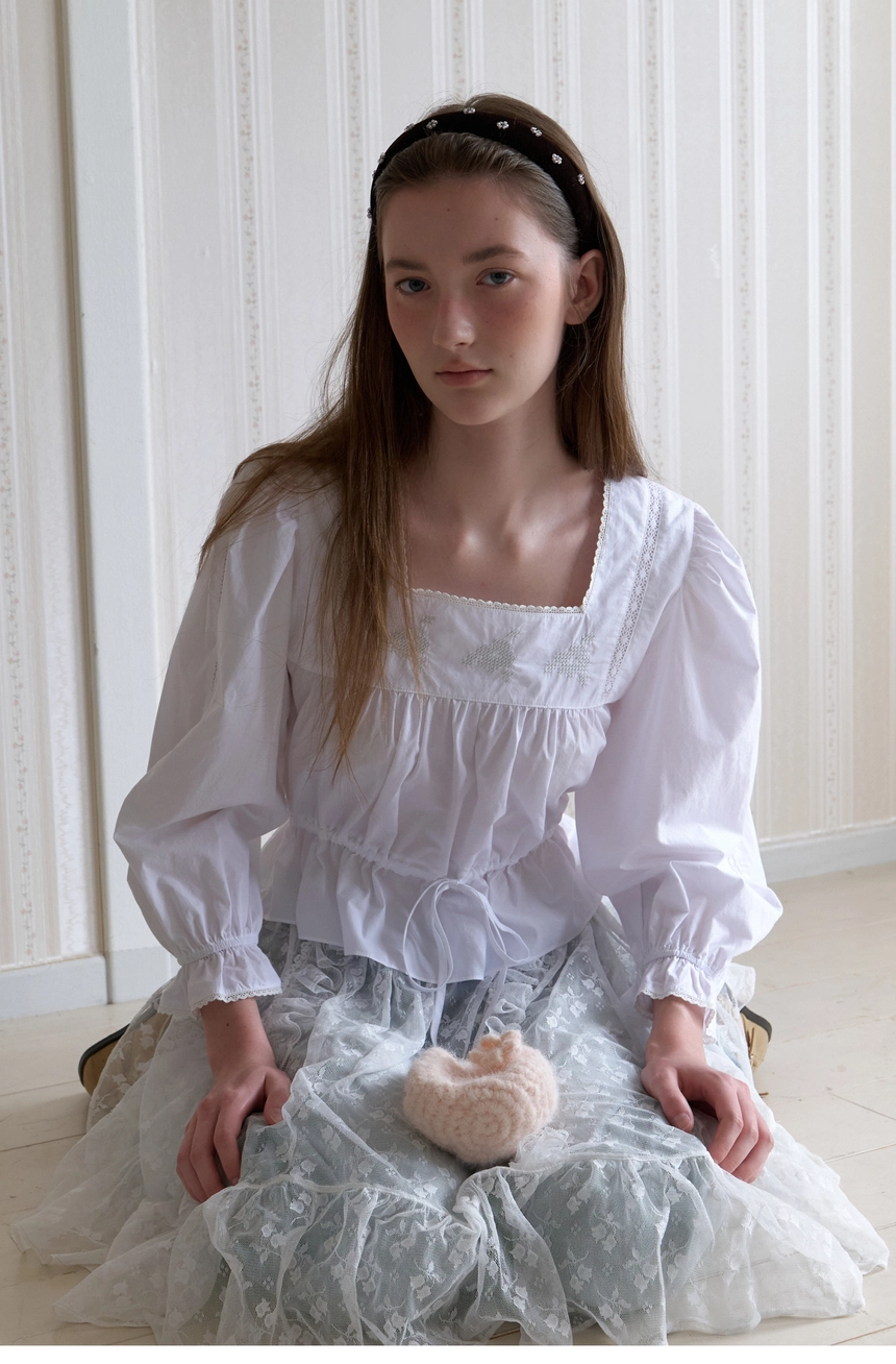 Lacy Layer Skirt (White)16.jpg