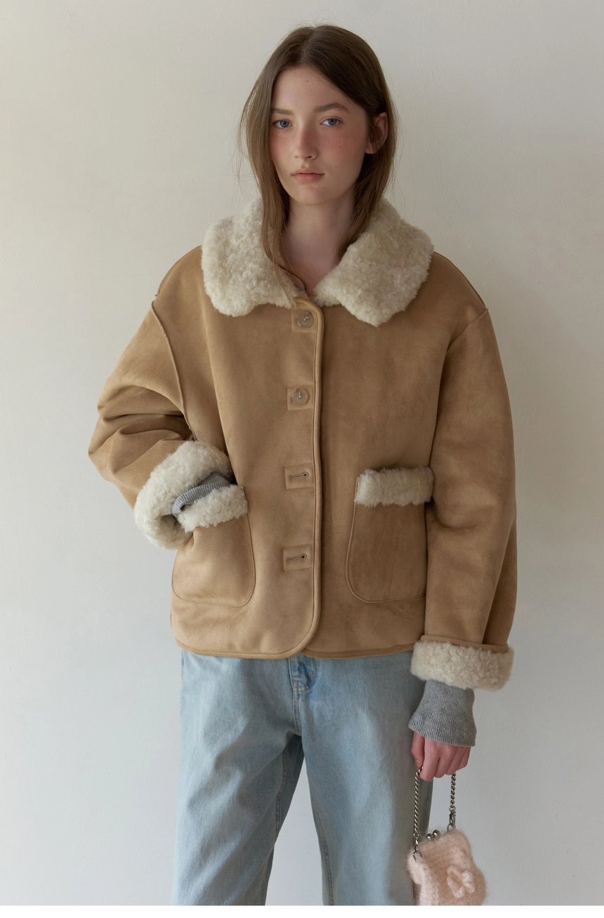 Lambie Reversible Jacket (Beige)10.jpg