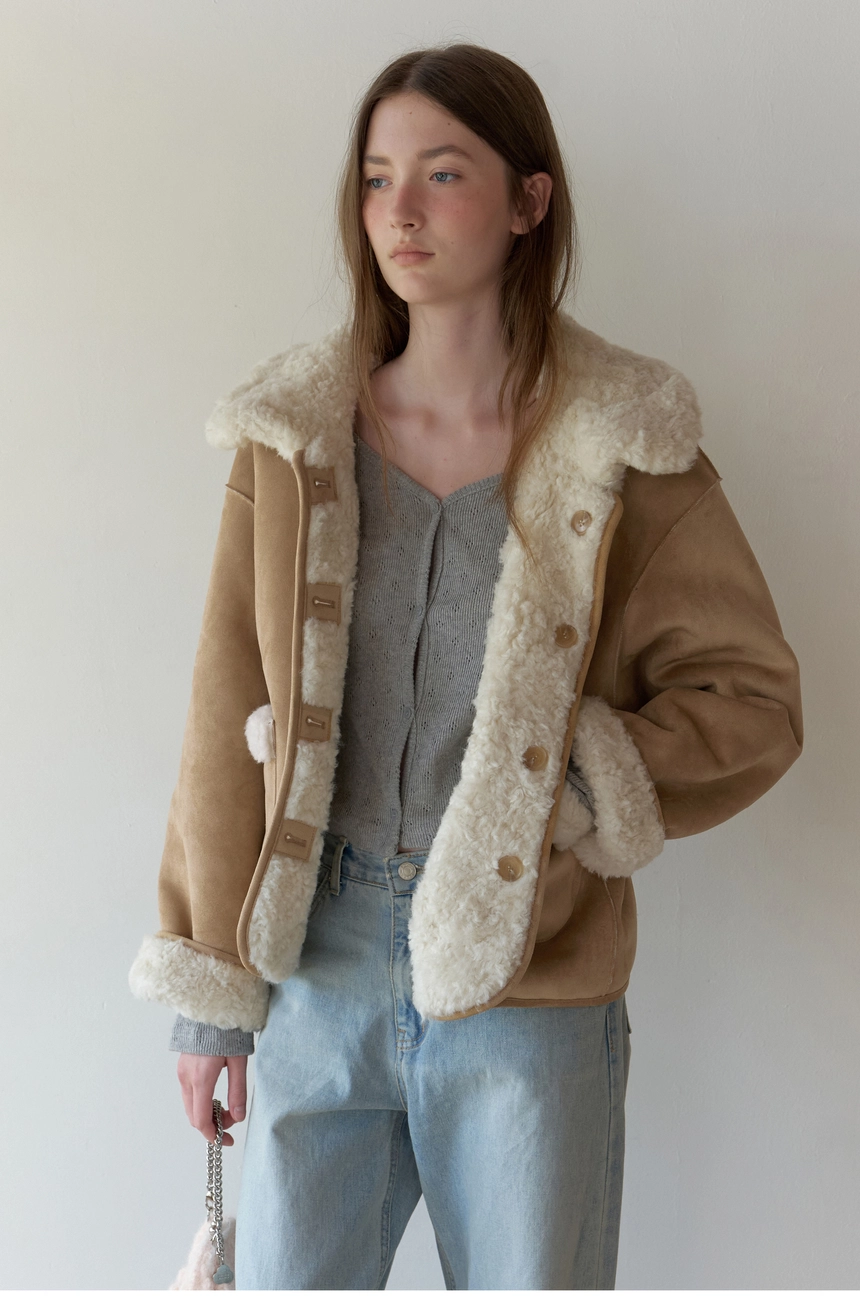 Lambie Reversible Jacket (Beige)8.jpg