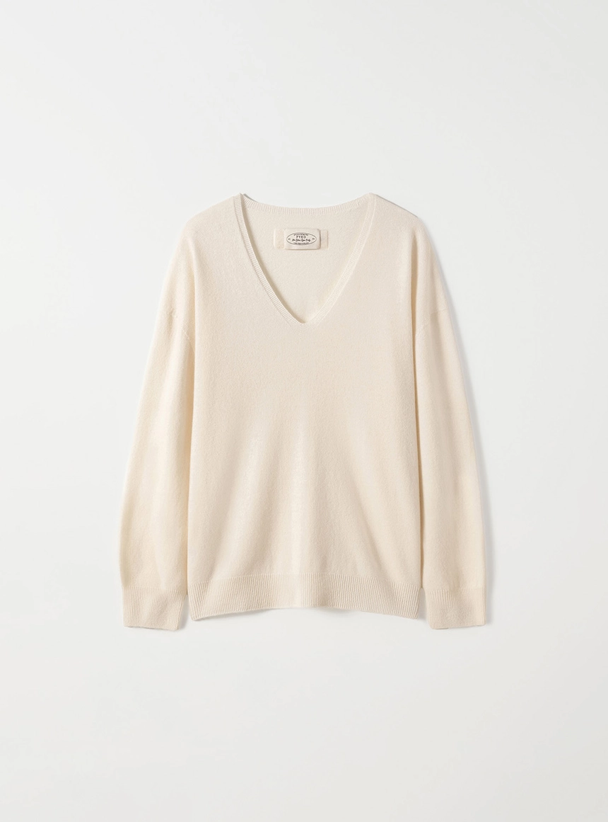 Lei Wool V-neck Knit.jpg