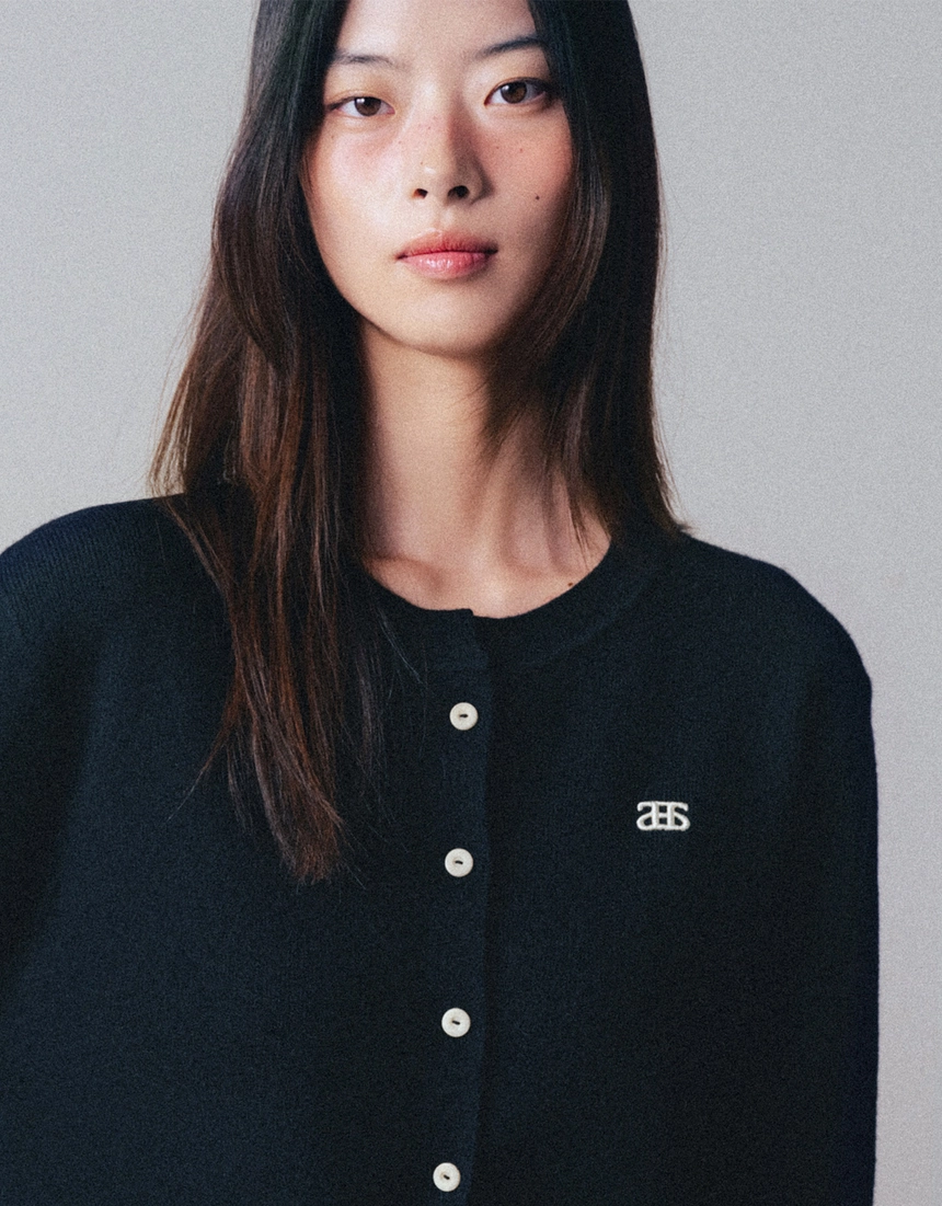 Logoplay-Knit-Cardigan_black1.jpg