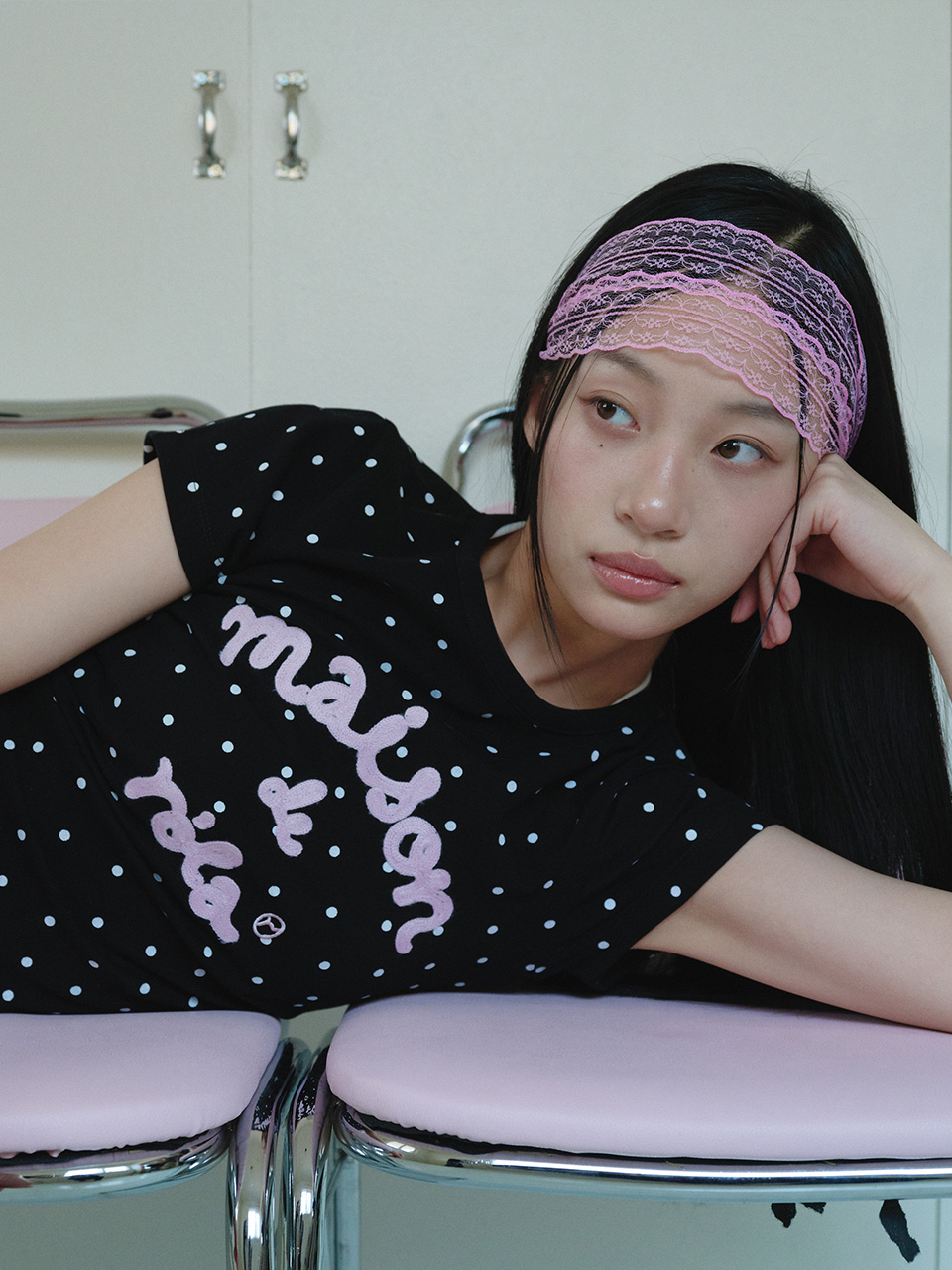 MAISON DE ROLA EMBROIDERY DOT T-SHIRT BLACK