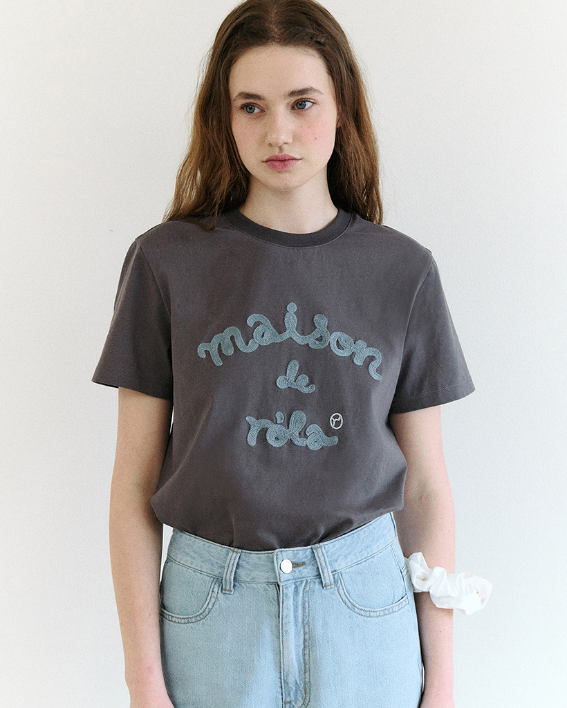 [rolarola] MAISON DE ROLA EMBROIDERY Tシャツ *韓国人気 MUSINSA公式 | ROLAROLA MAISON DE ROLA EMBROIDERY T-SHIRT WHITE