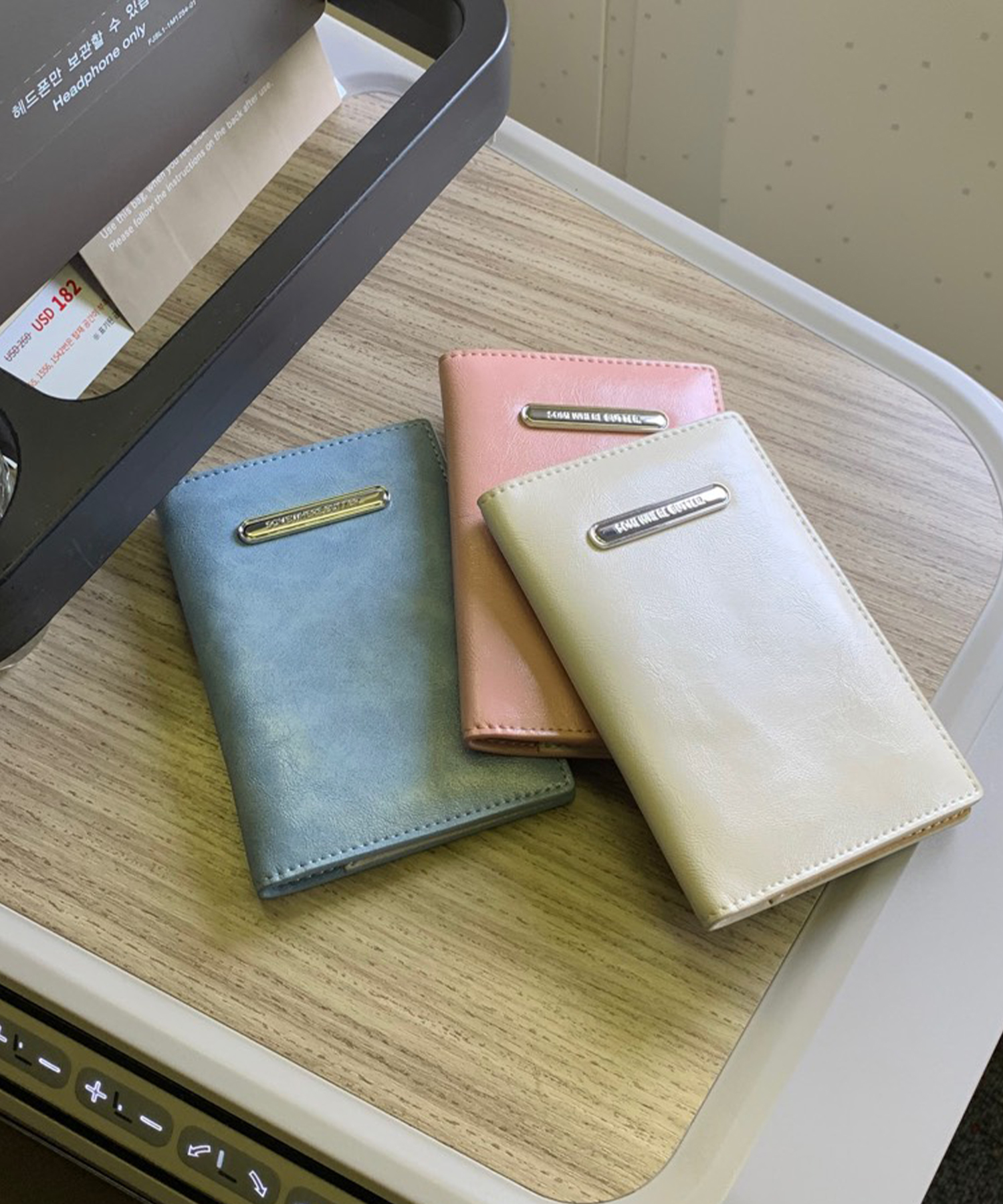 Pendant Passport Wallet - 3Color