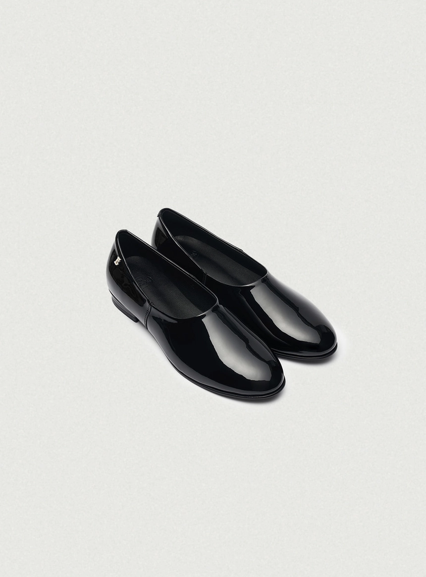 Marone Patent Leather Loafers_02.jpg