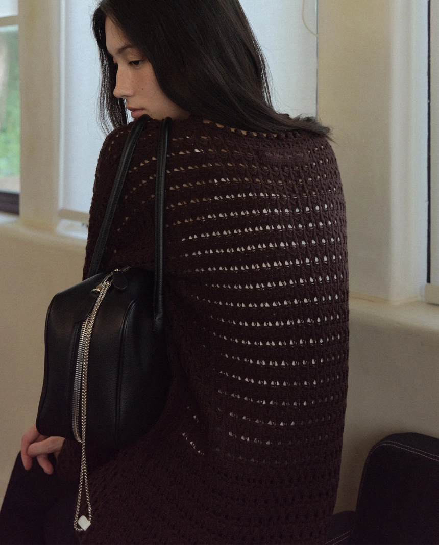 Melo-Crochet-Pullover-Brown_03.jpg