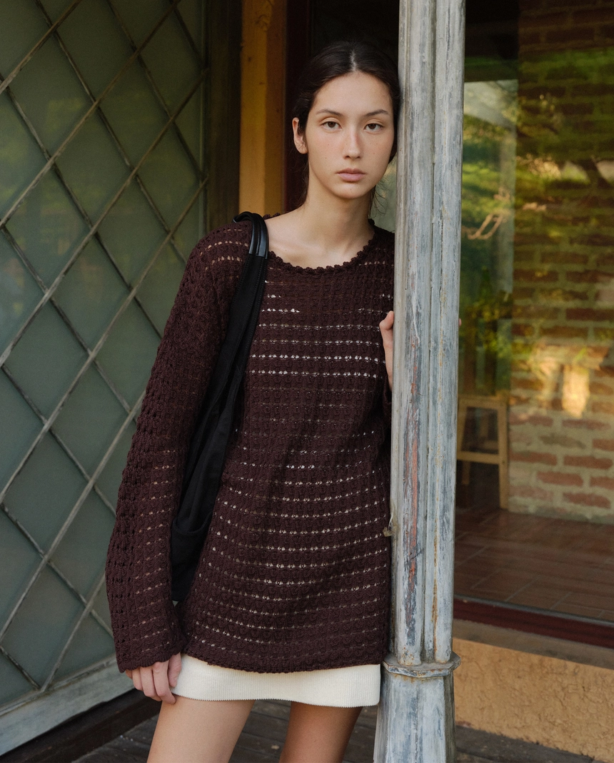 Melo-Crochet-Pullover-Brown_06.jpg