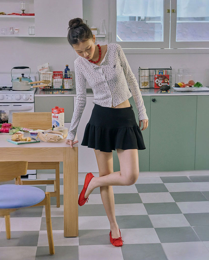 Mini Flare Skirt_Black