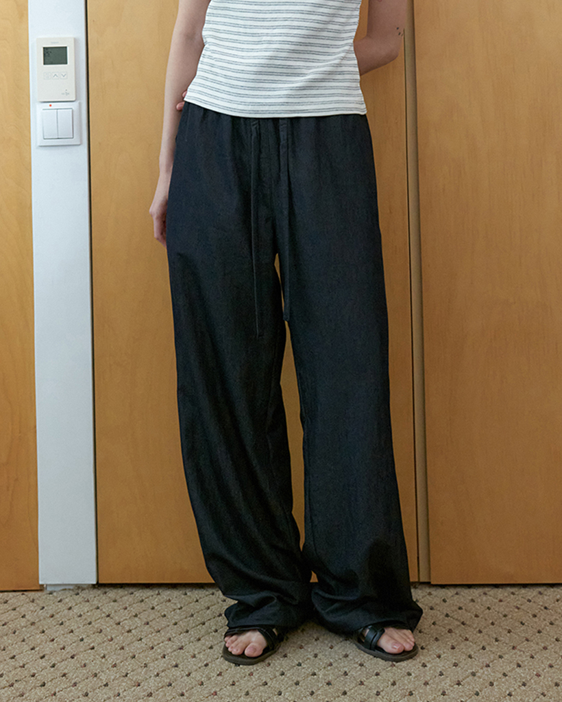 Airy nylon wide pants_BLACK DENIM