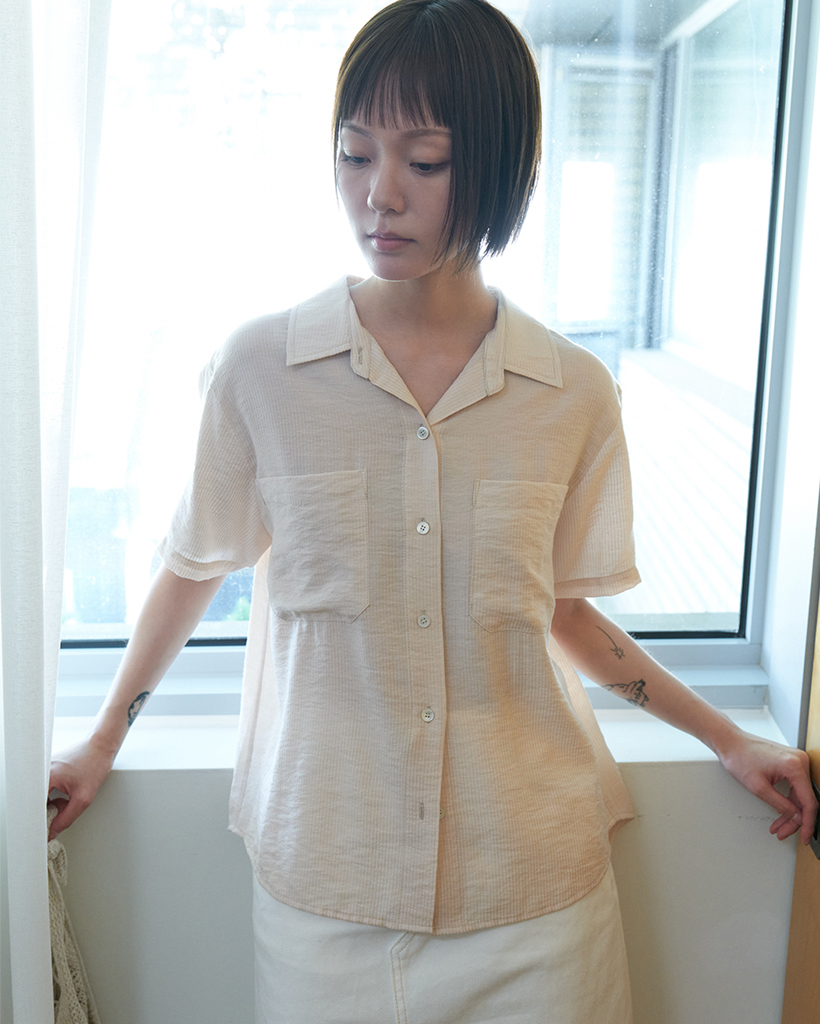 しの Half sleeves silky shirts_BEIGE | ファッション通販サイト NUGU