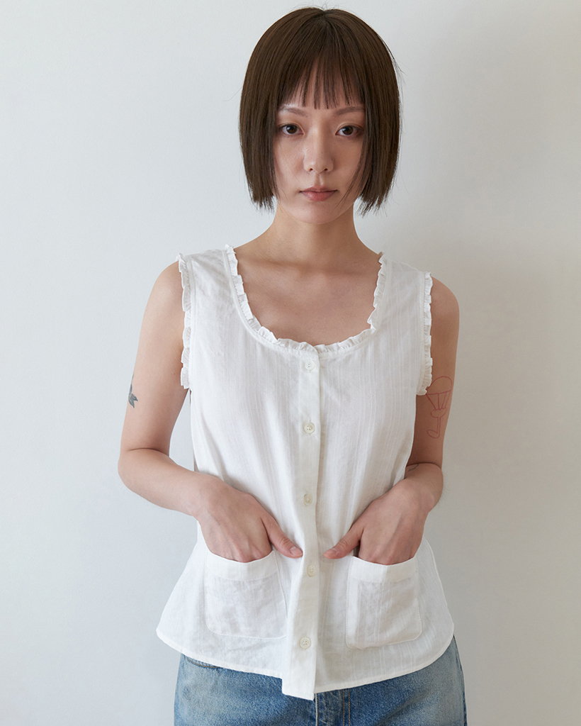 Ruffle pocket crop blouse_WHITE