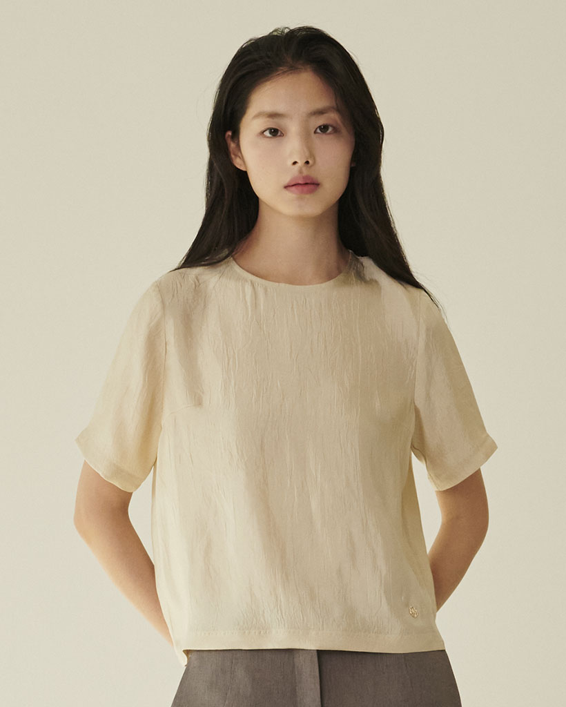 Round‑Neck Sheer Blouse - Cream