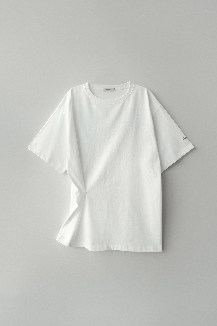 Naro snap half tee (white)4.jpg