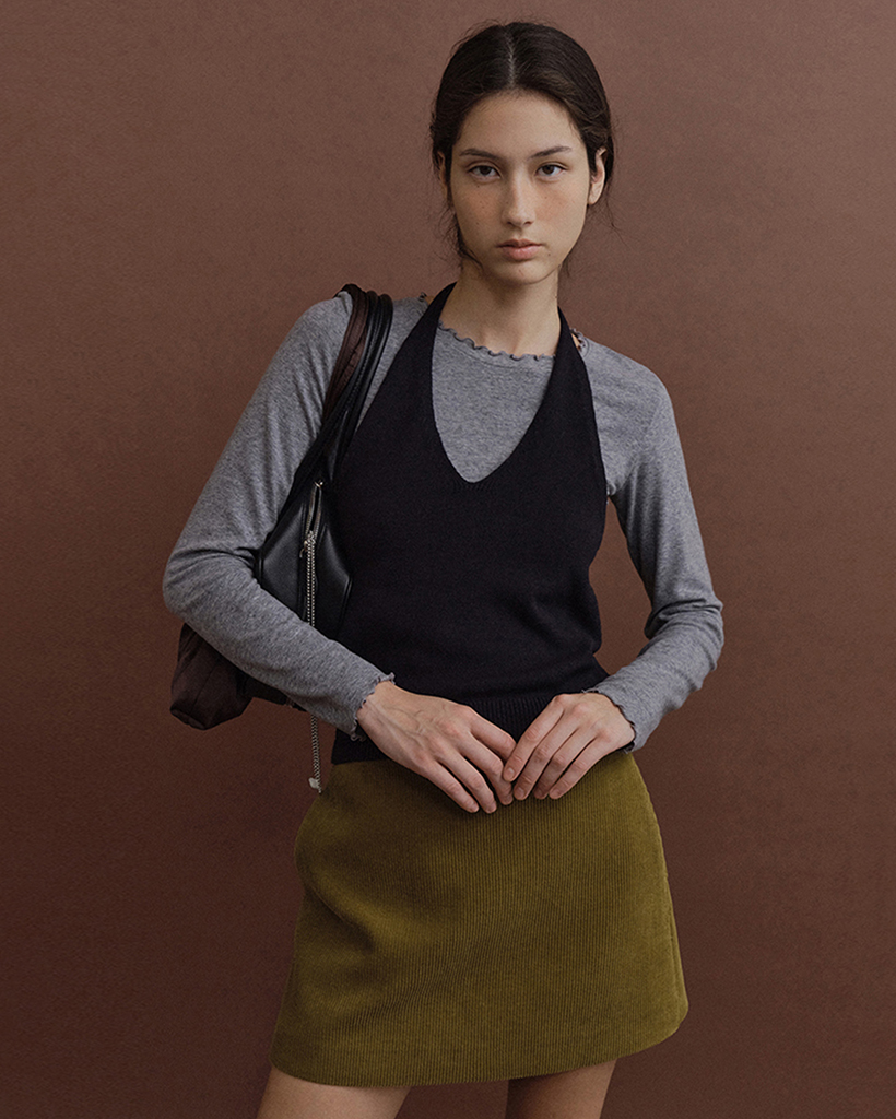 Lua Halter Neck Sleevless Knit (Navy)